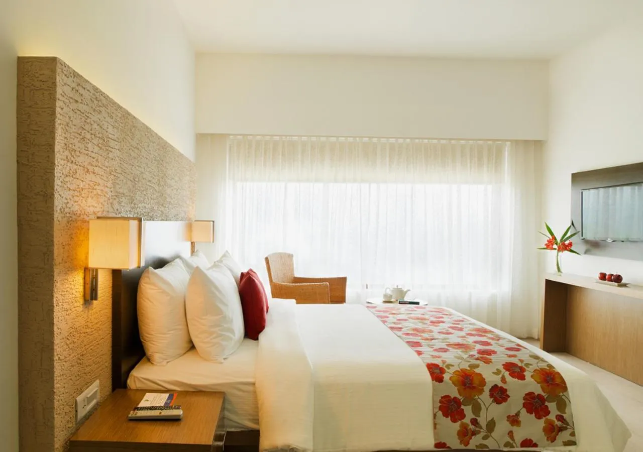 Bedroom, Bed in Poetree Thekkady