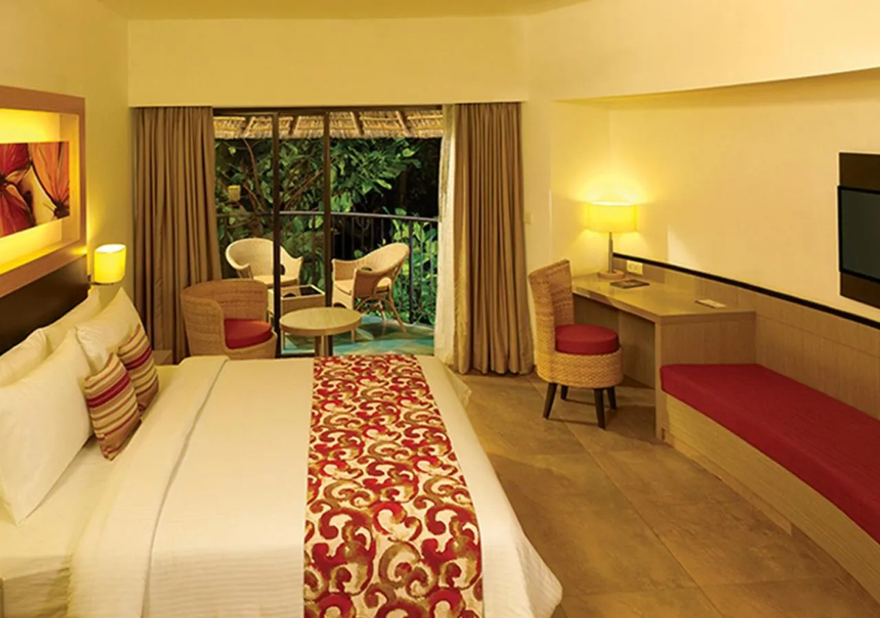 Photo of the whole room, Bed in Poetree Thekkady