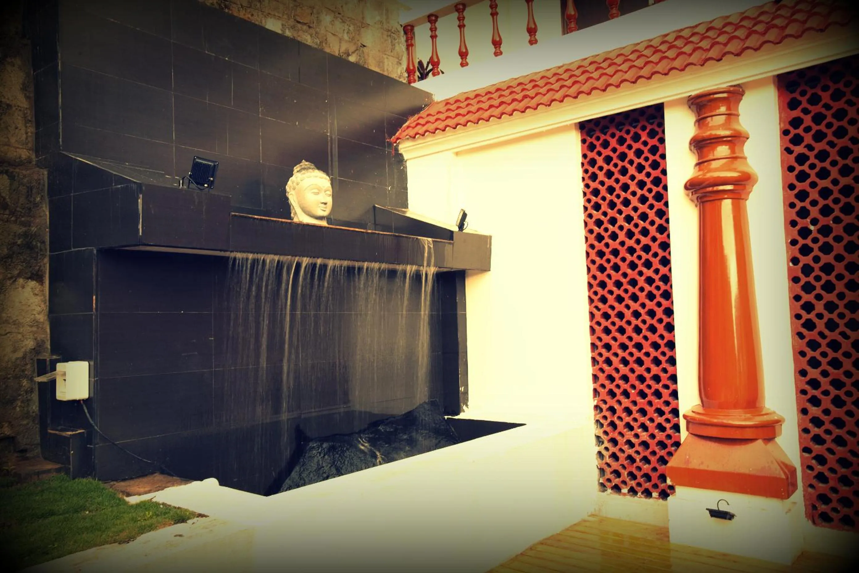 Decorative detail in Summer House Resort