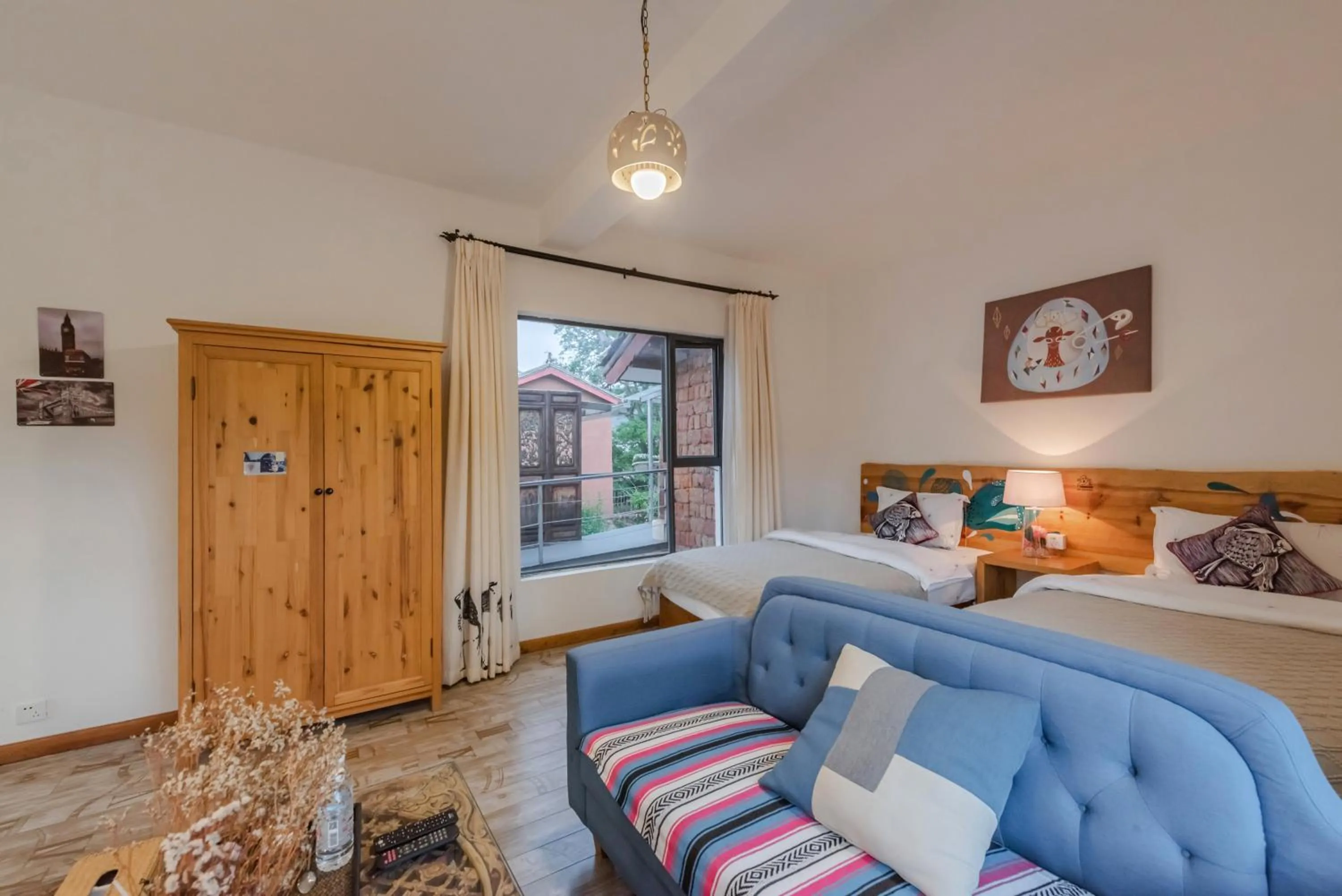 Bed in Baisha Flamingo Hotel