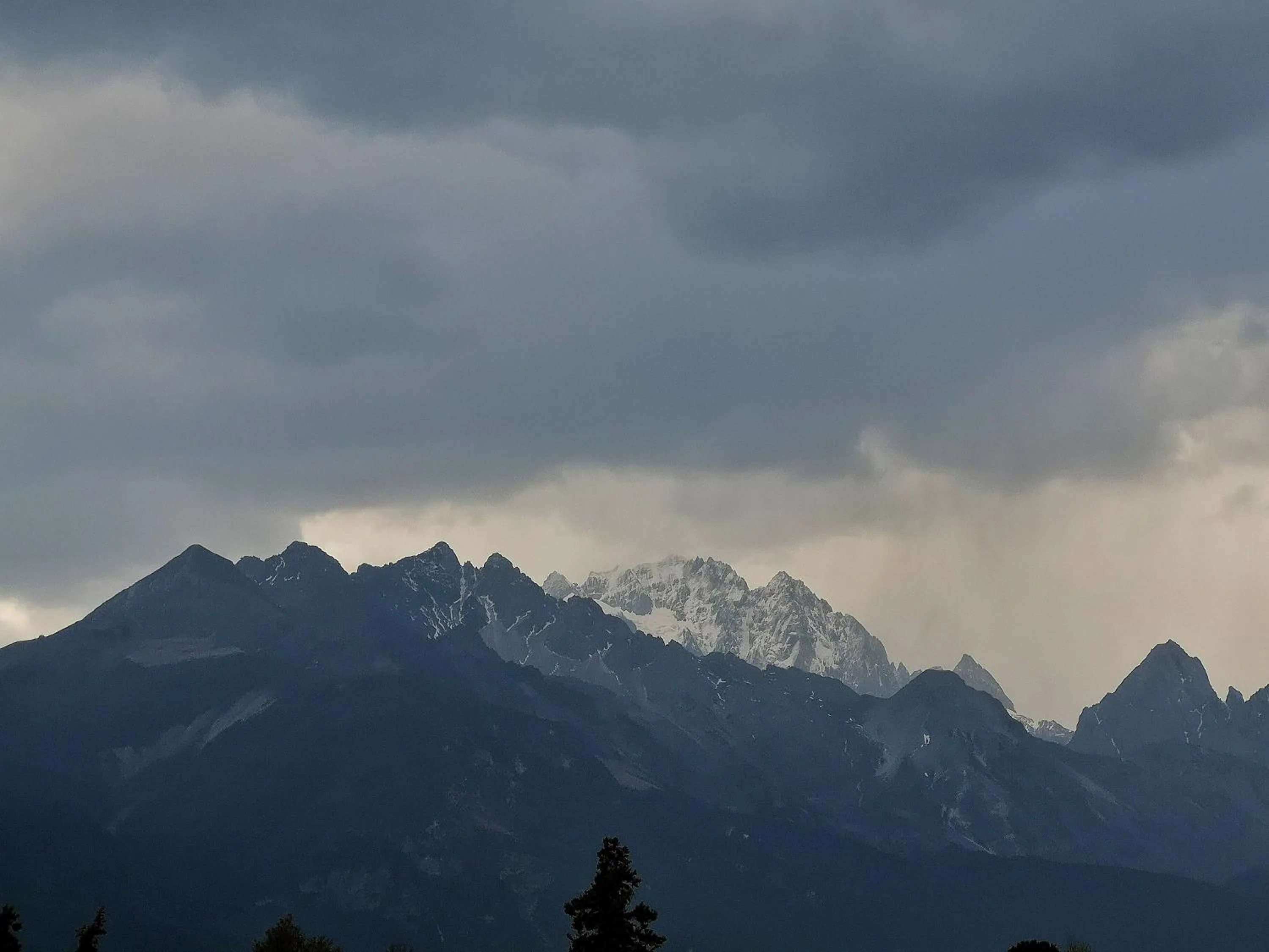 Natural landscape in Baisha Flamingo Hotel