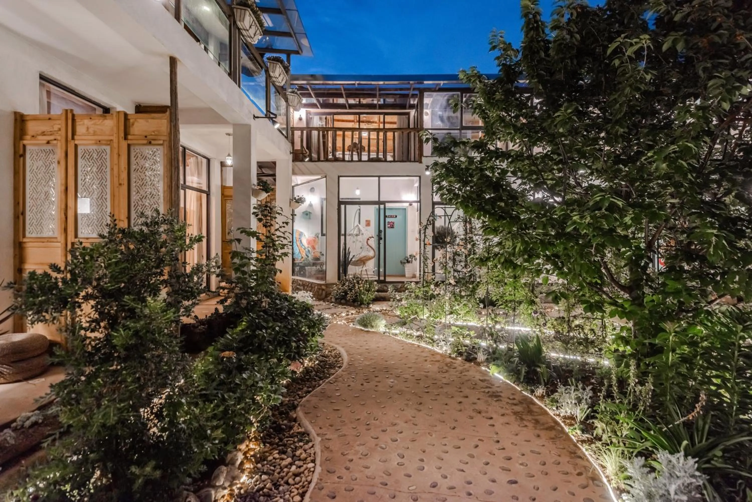 Baisha Flamingo Hotel