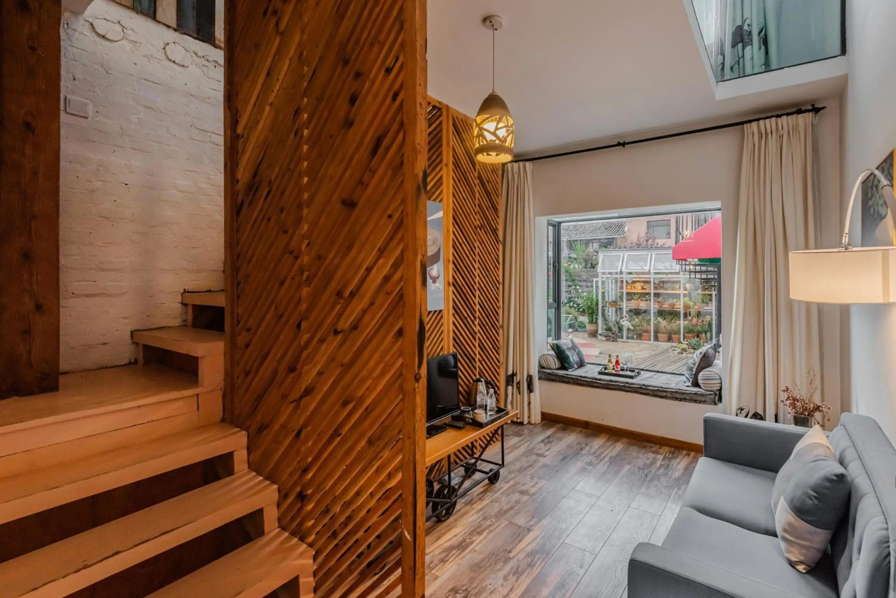 Baisha Flamingo Hotel