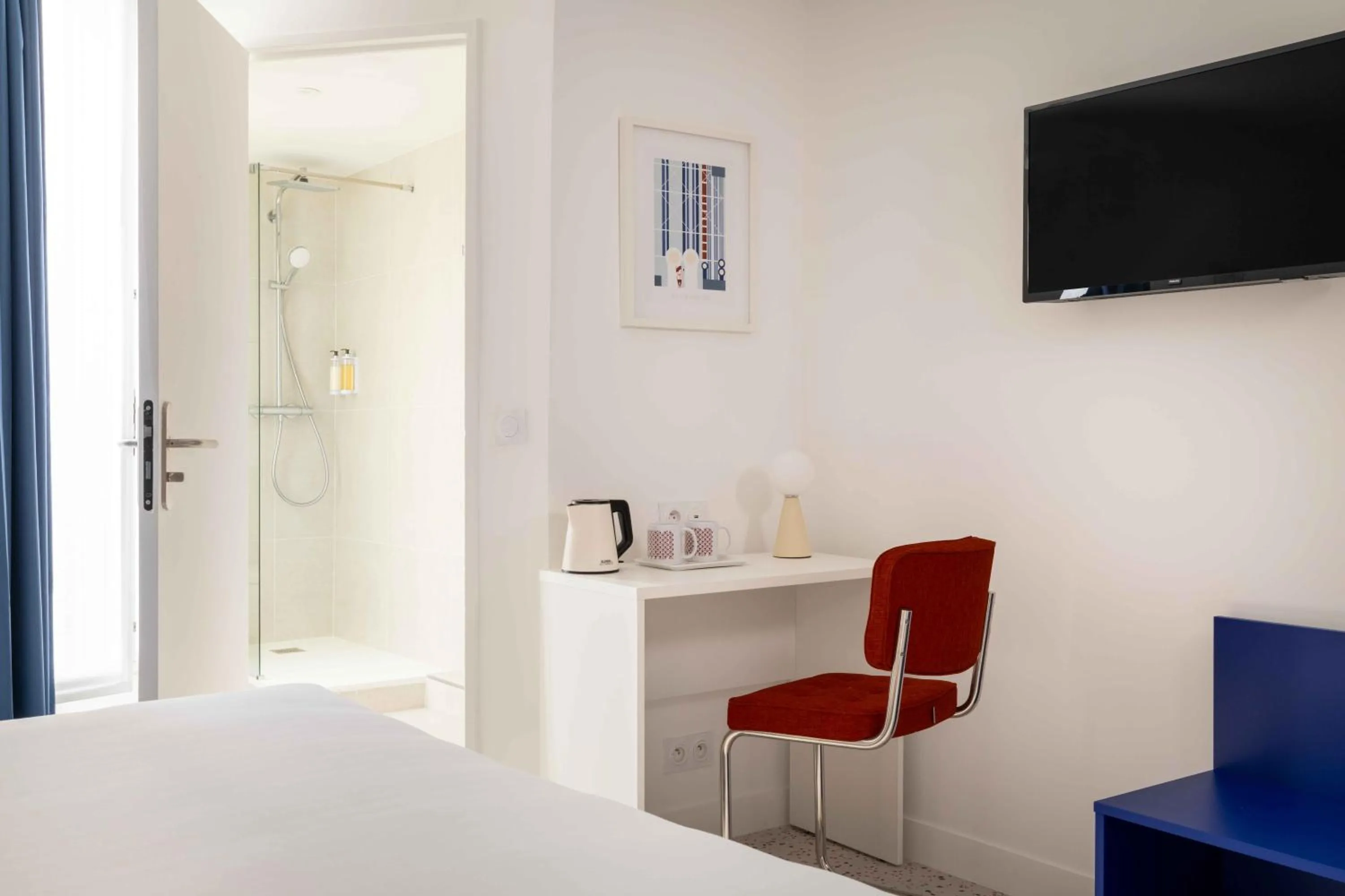 Photo of the whole room, Bed in Seb & Co