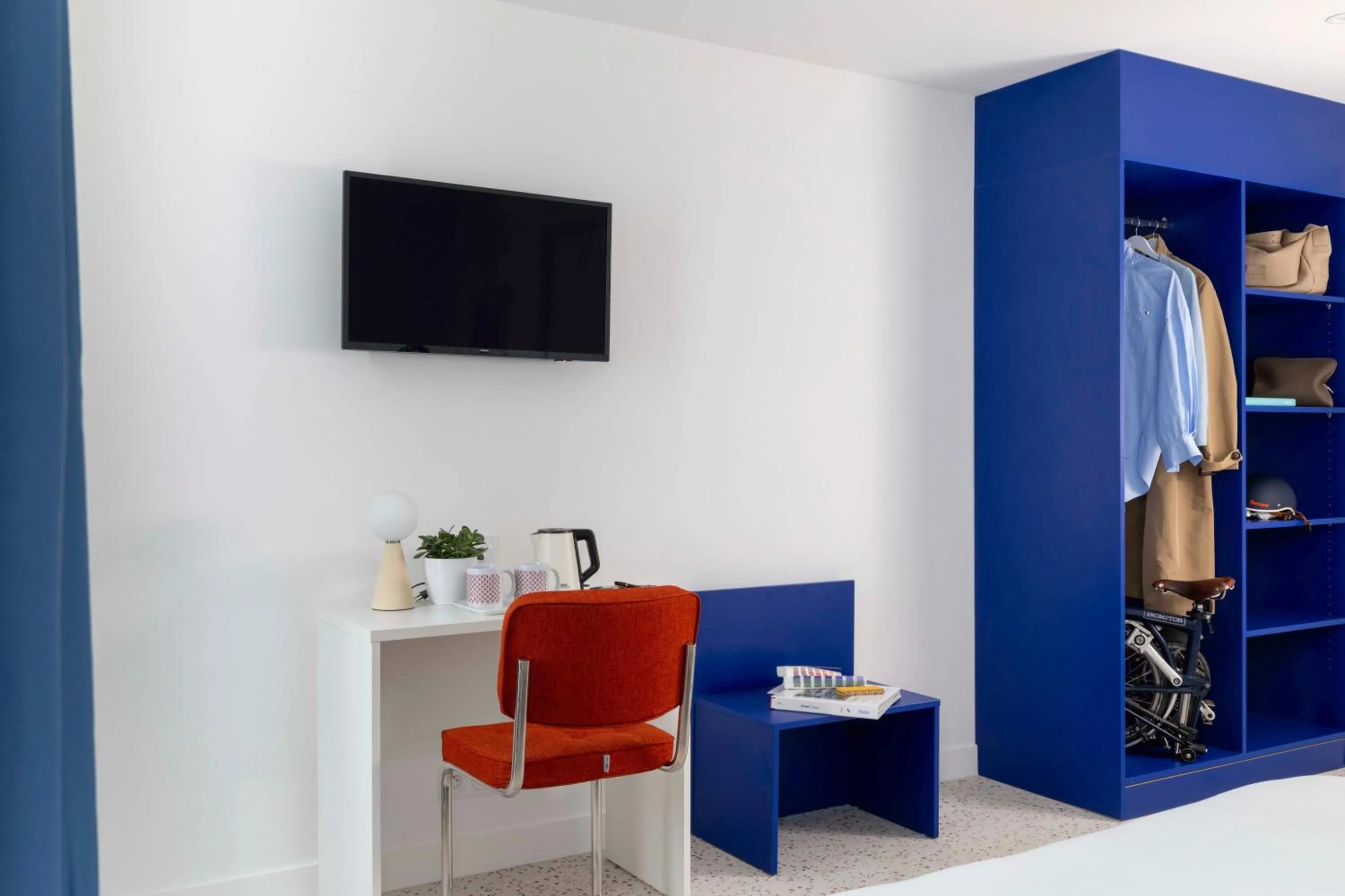 Seating area in Seb & Co