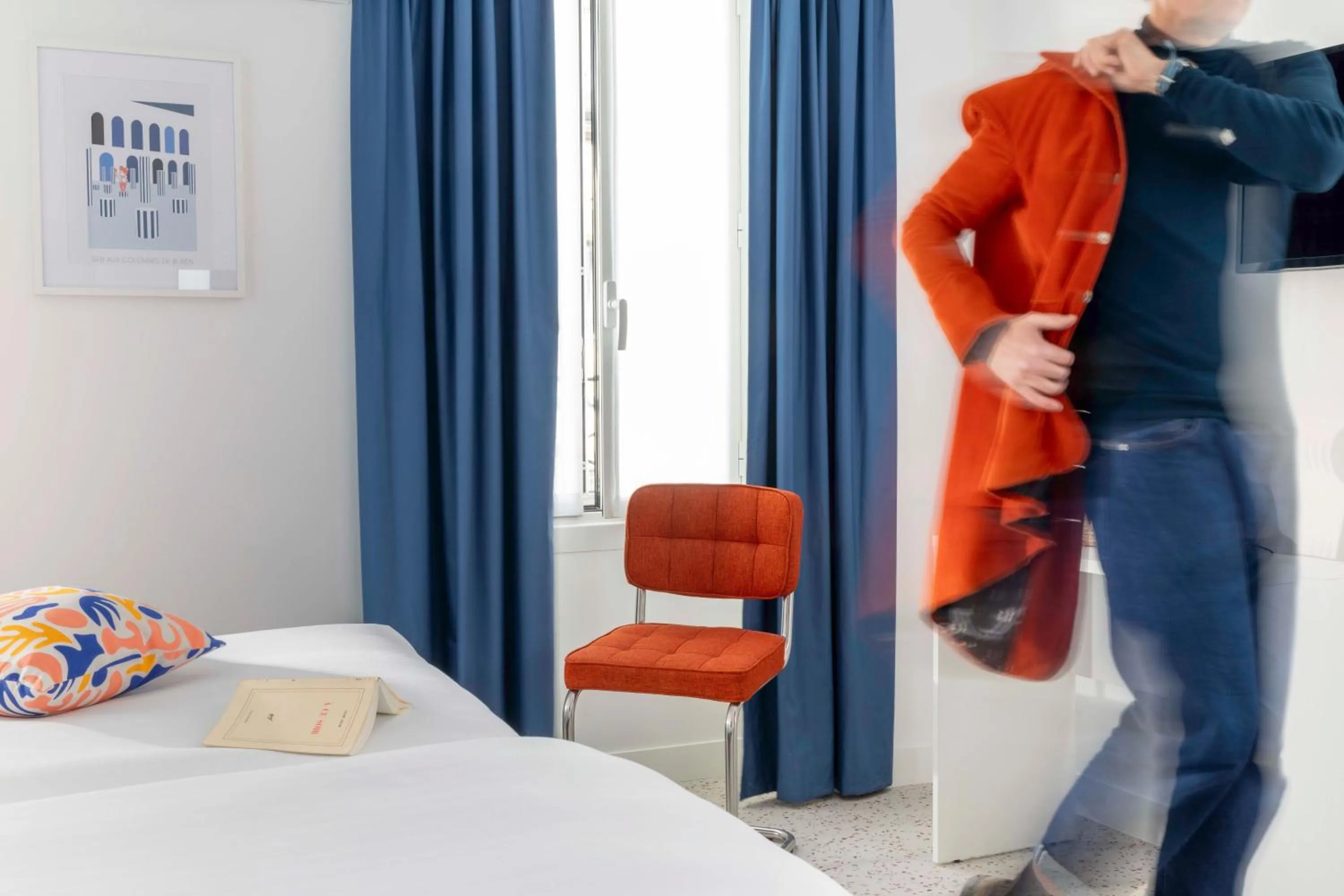 People, Bed in Seb & Co