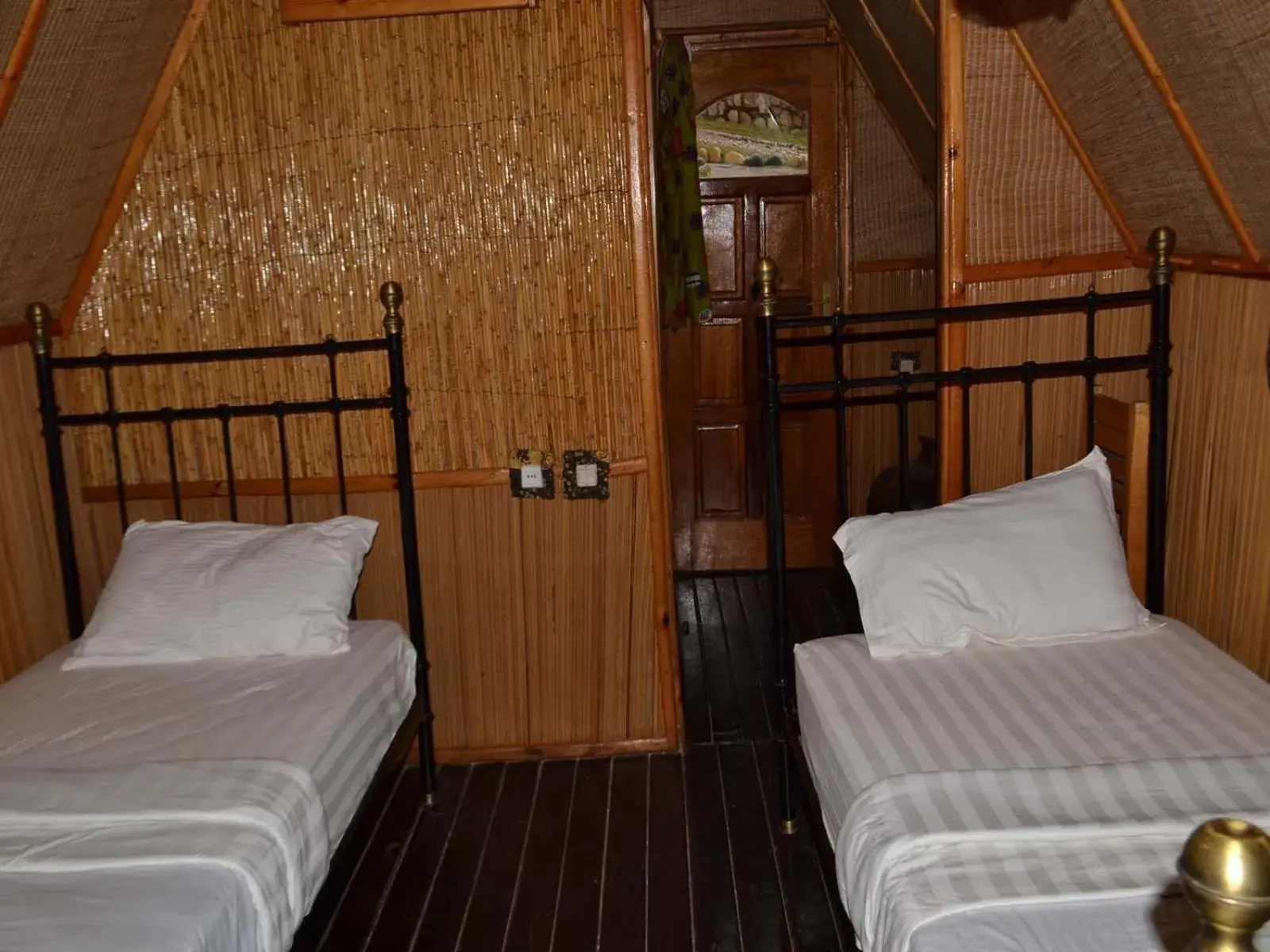 Double or Twin Room with Garden View - single occupancy in Rwiza Village Double or Twin Room with Garden View - single occupancy in Rwiza Village