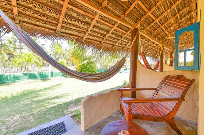 Quiet street view in De Silva Wind Resort Kalpitiya - Kitesurfing School Sri Lanka