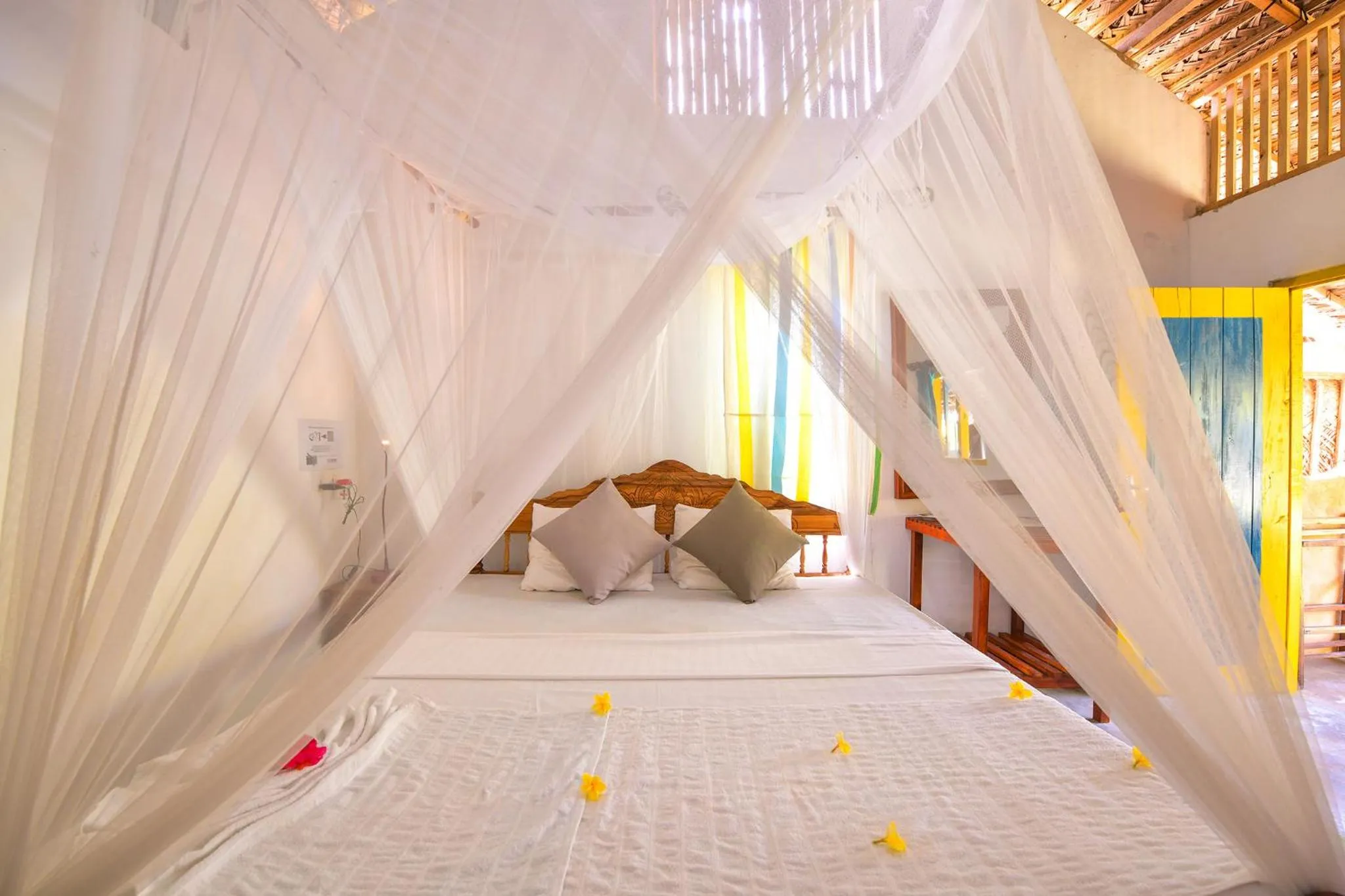 Bed in De Silva Wind Resort Kalpitiya - Kitesurfing School Sri Lanka