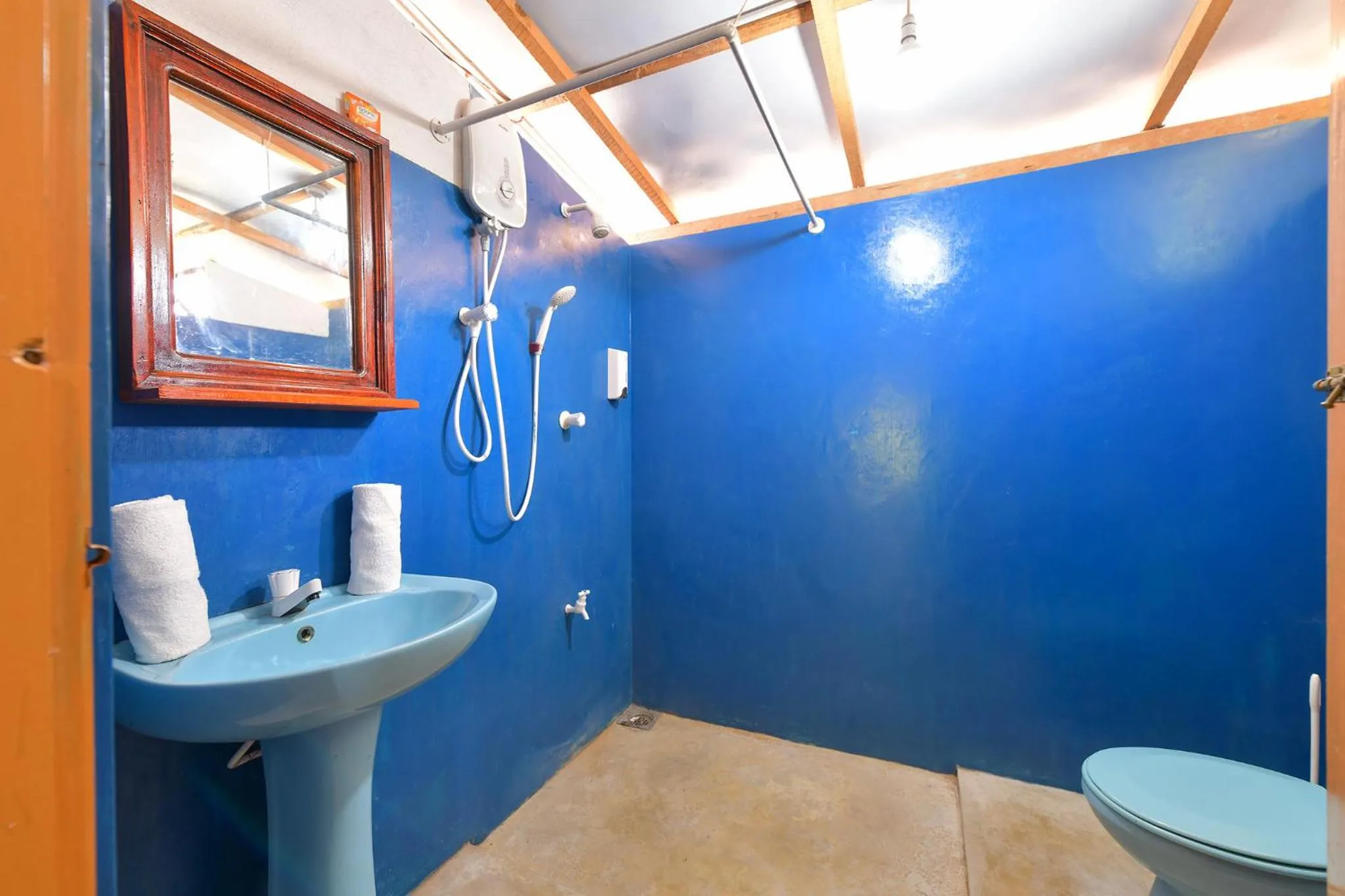 De Silva Wind Resort Kalpitiya - Kitesurfing School Sri Lanka