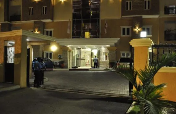 Nippon Grand Hotel and Apartment