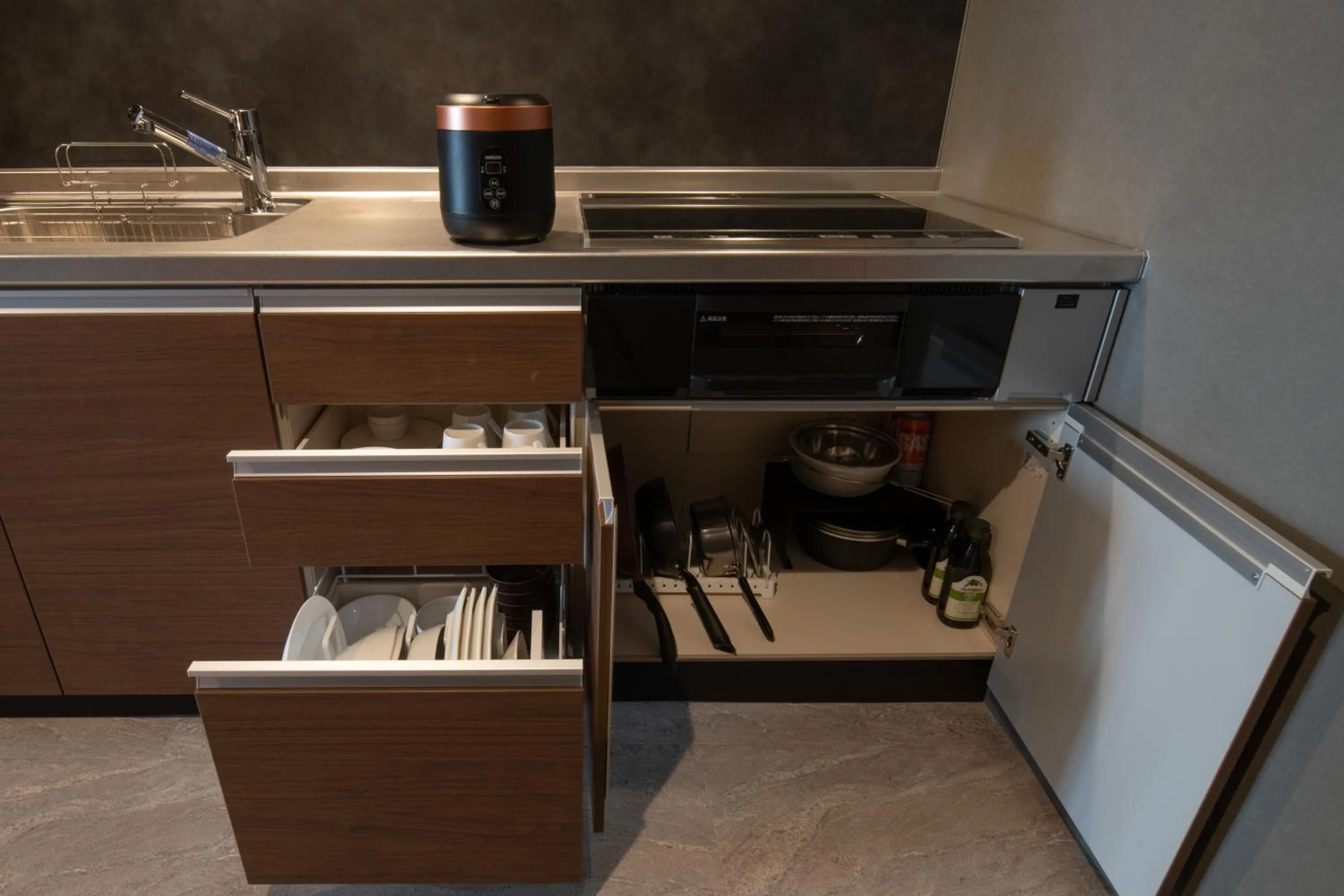 kitchen in Good Neighbors