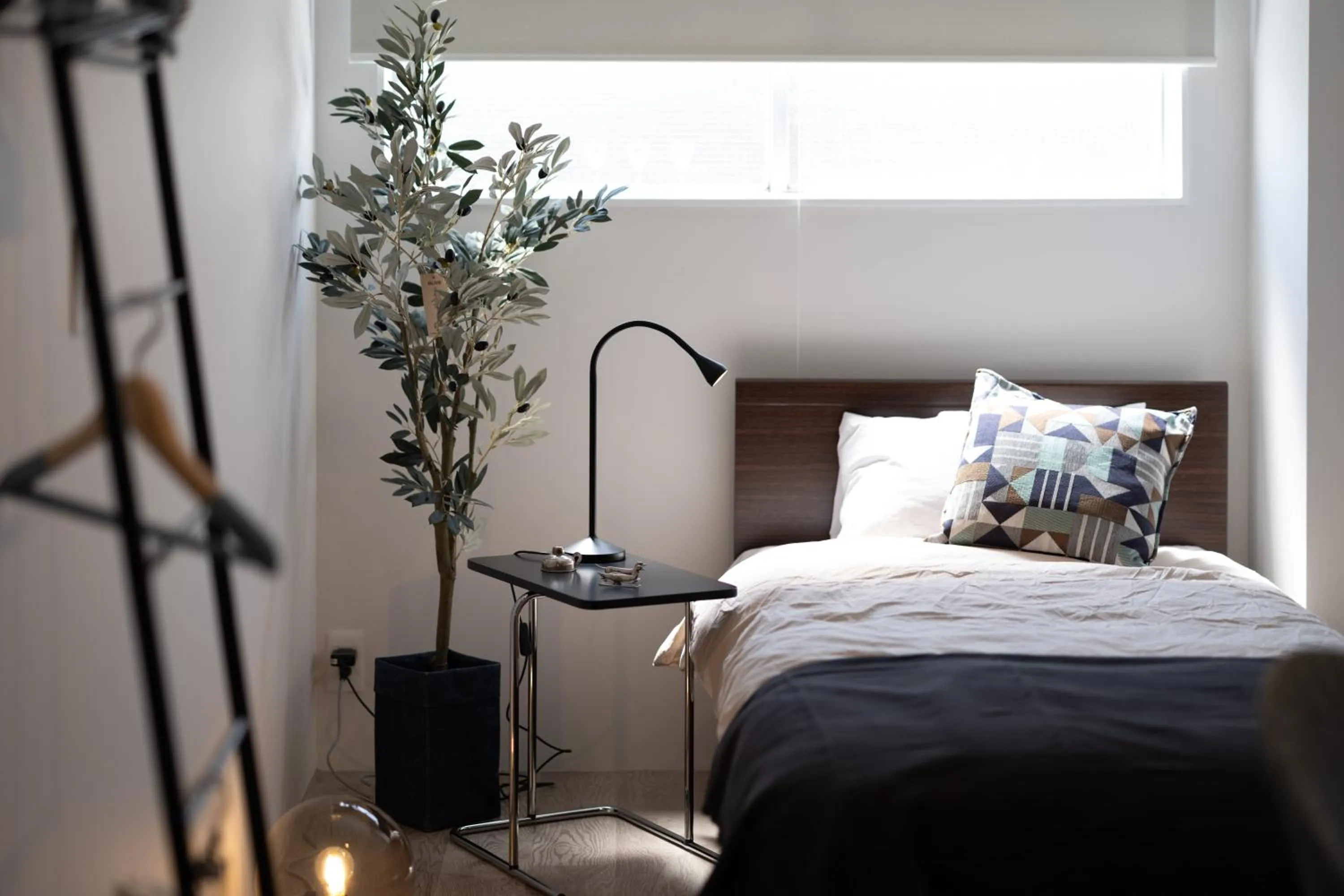 Bedroom, Bed in Good Neighbors