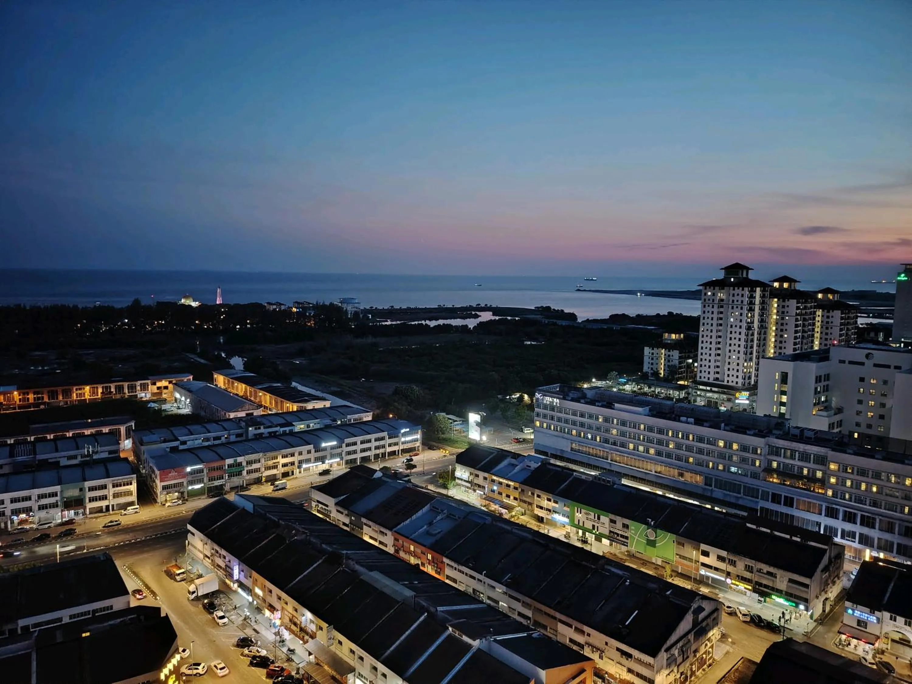 Night in ASIA MELAKA HOTEL managed by The Straits Hotel & Suites 马六甲亚逸酒店