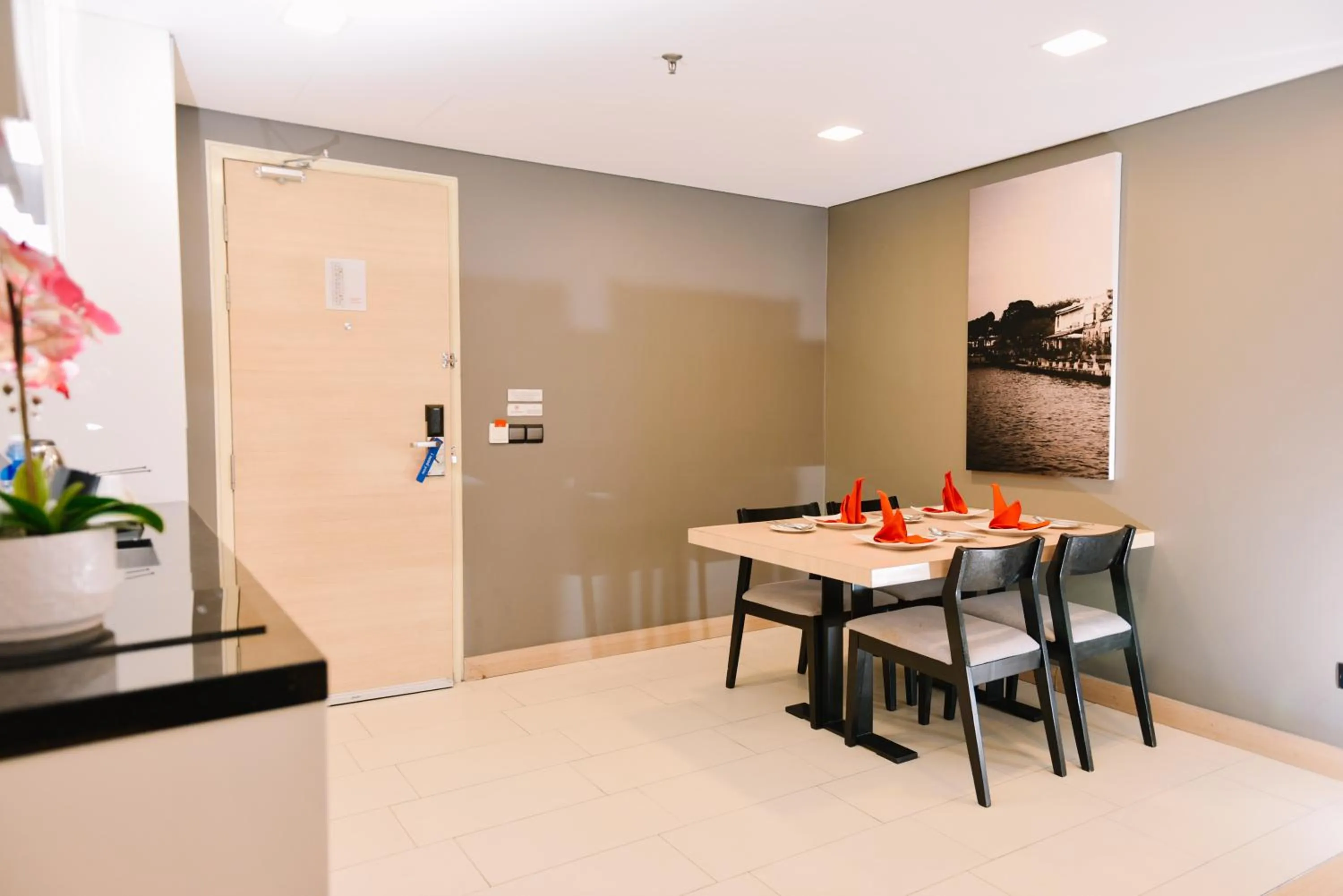 Dining area in ASIA MELAKA HOTEL managed by The Straits Hotel & Suites 马六甲亚逸酒店