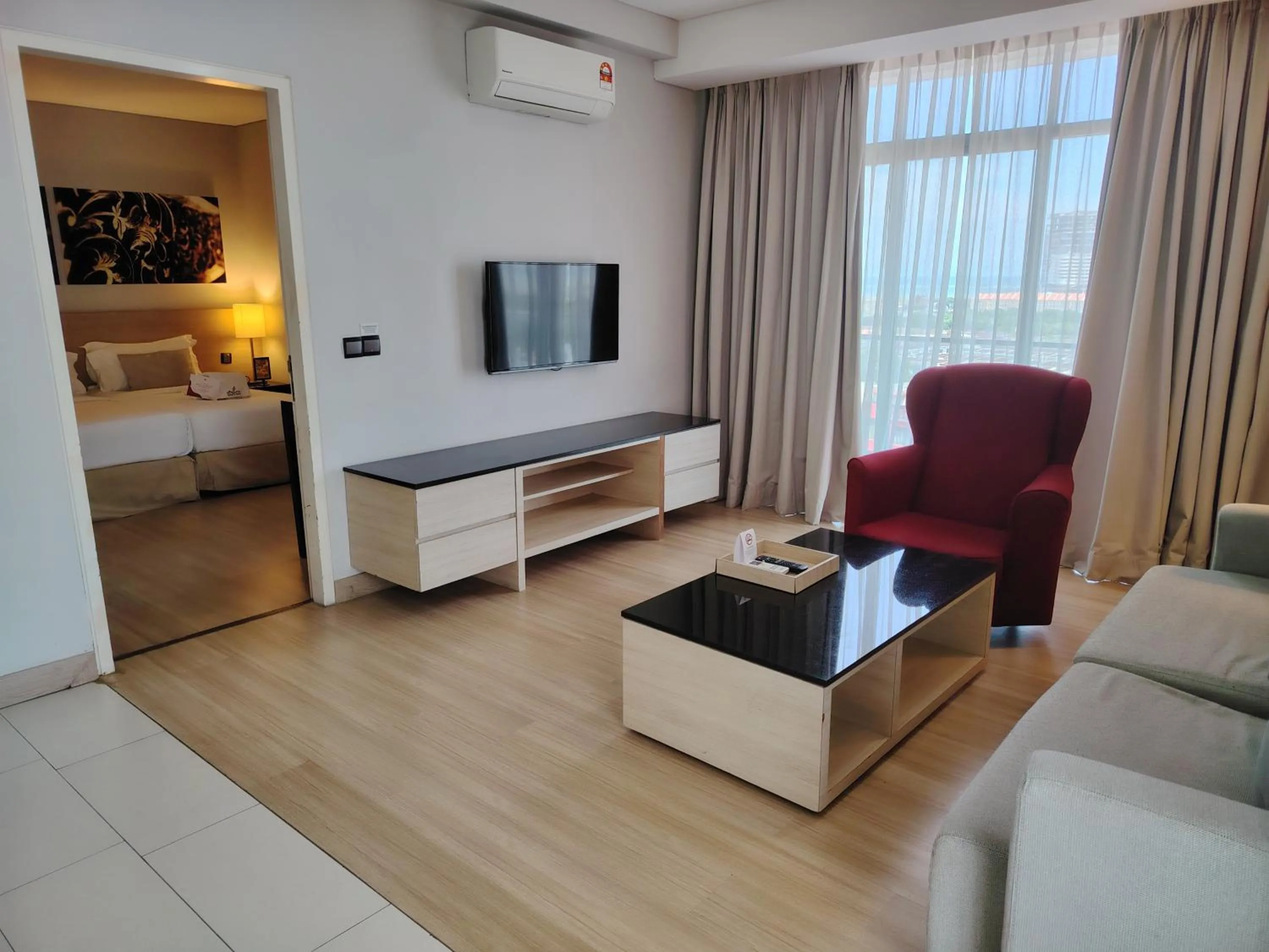 Bedroom, Bed in ASIA MELAKA HOTEL managed by The Straits Hotel & Suites 马六甲亚逸酒店