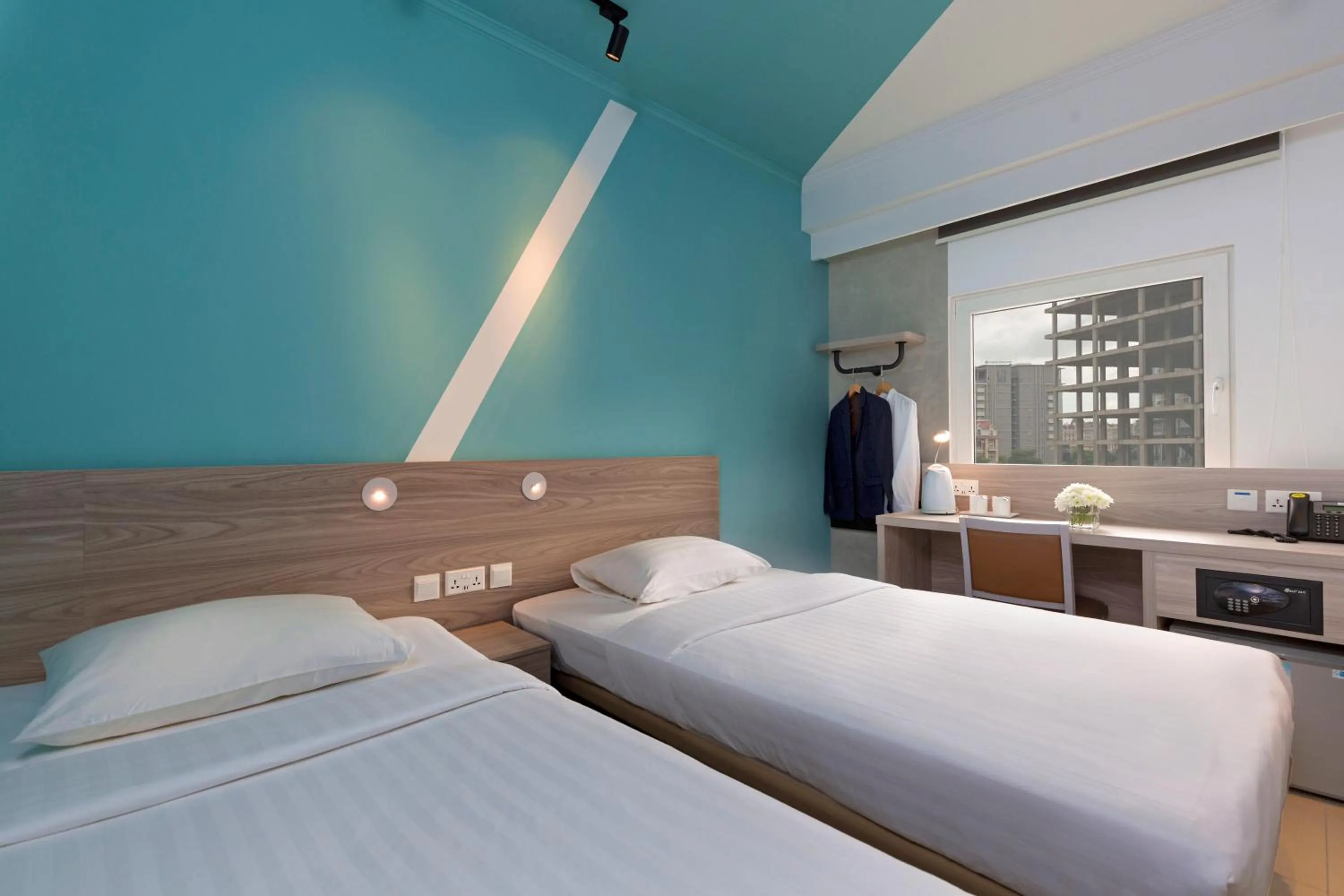 Bedroom, Bed in ibis budget Phnom Penh Riverside