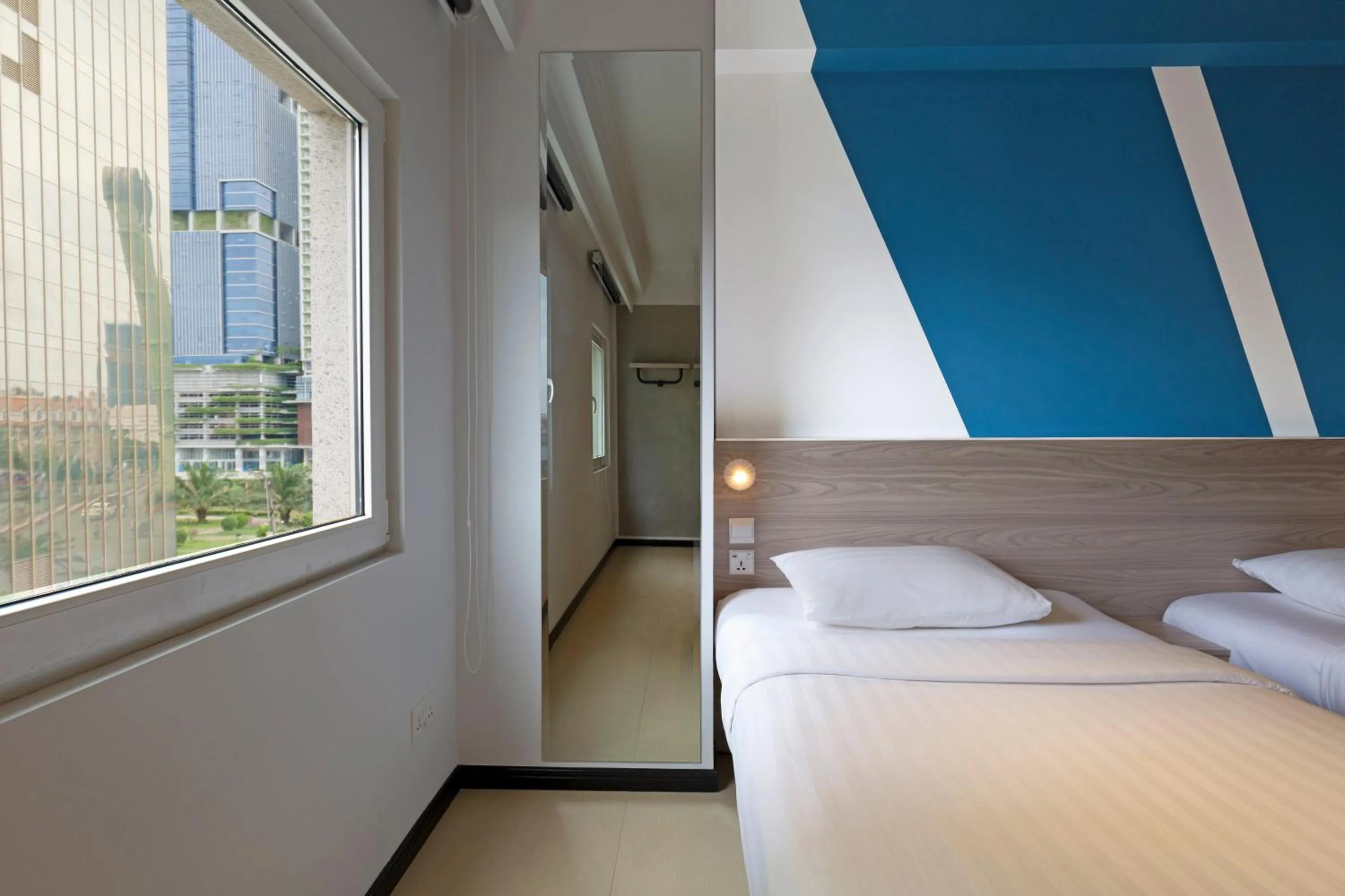 Bed in ibis budget Phnom Penh Riverside