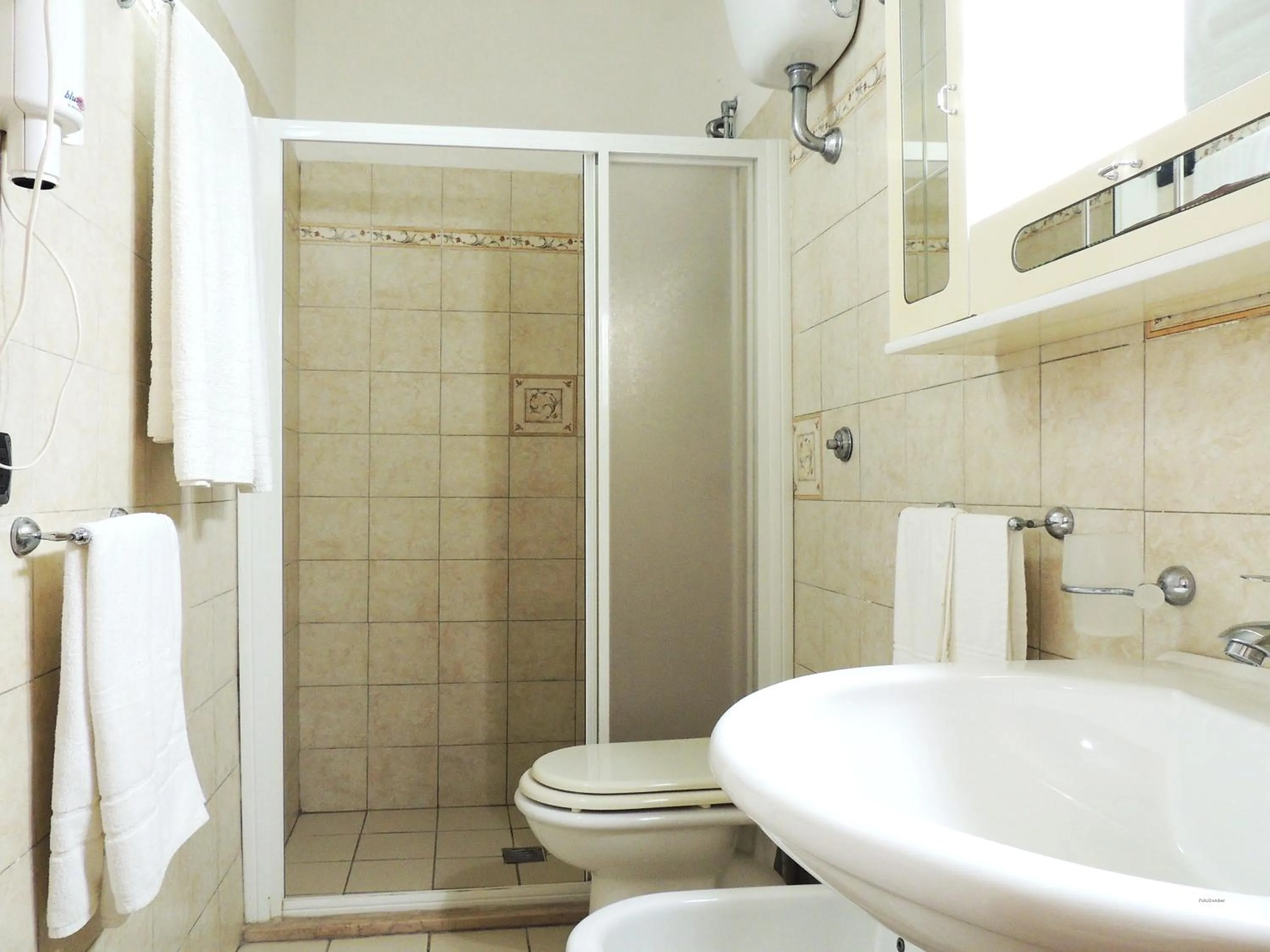 Bathroom in Hotel Porto Badisco