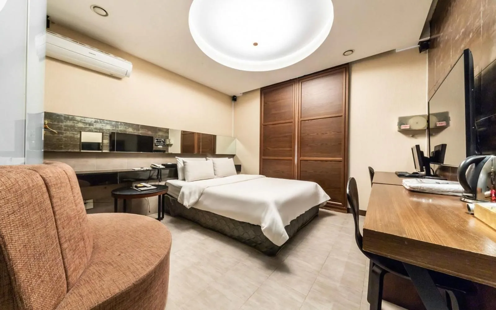 Bed in Nowon Ritz Hotel