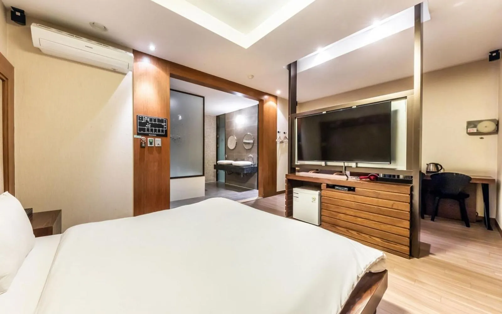 Bed in Nowon Ritz Hotel