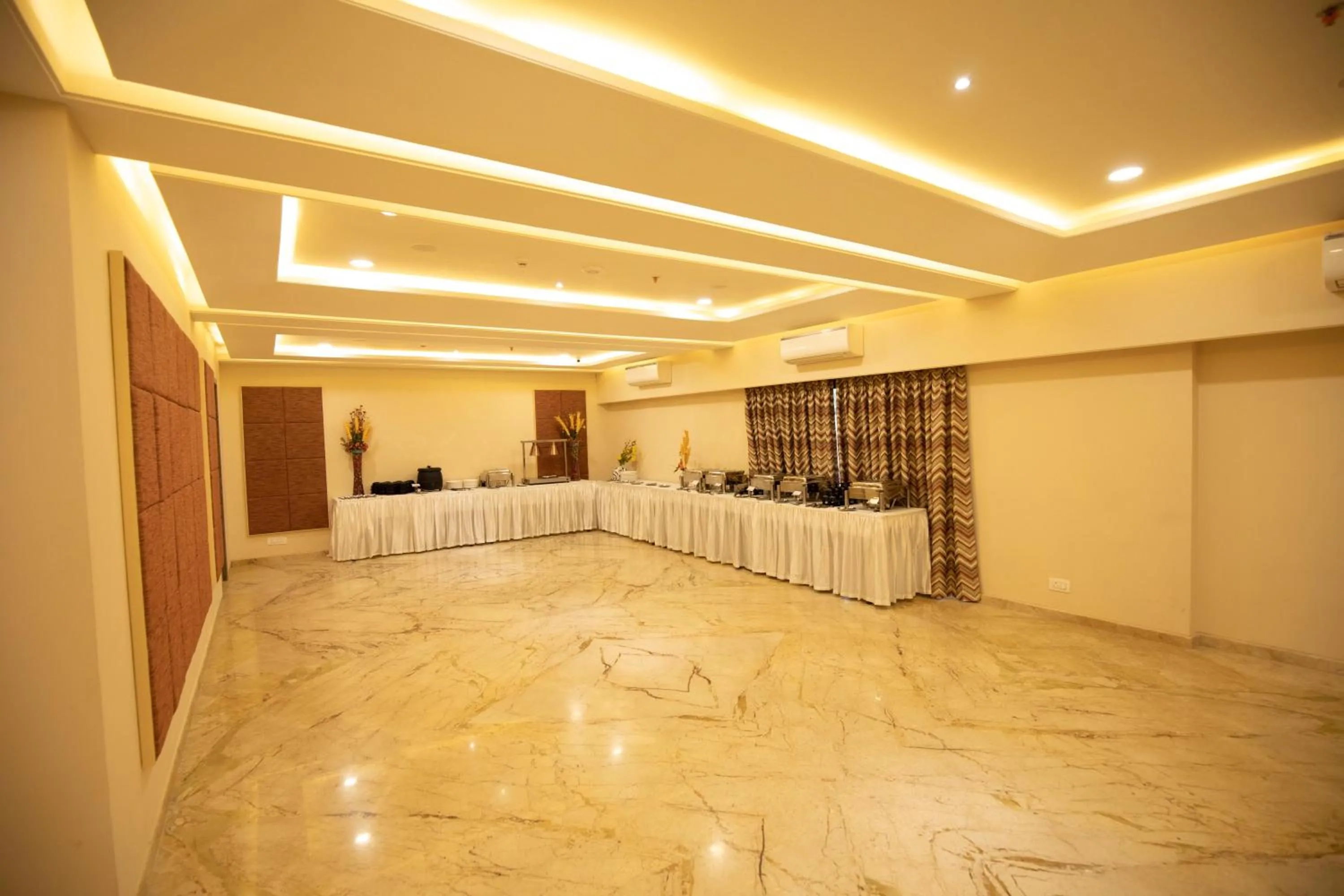 Meeting/conference room in Shourya Residency
