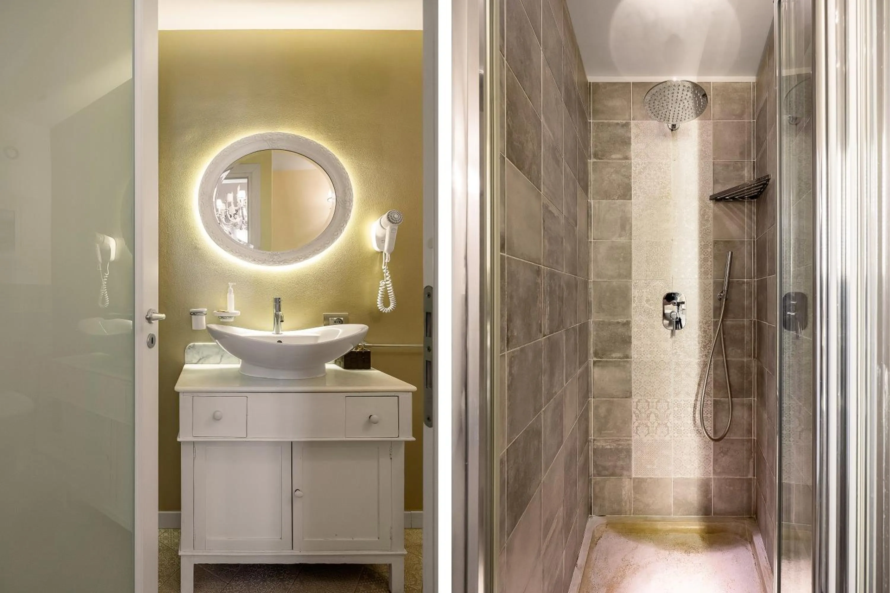 Bathroom in Dimora Bellini - Residenza d'Epoca