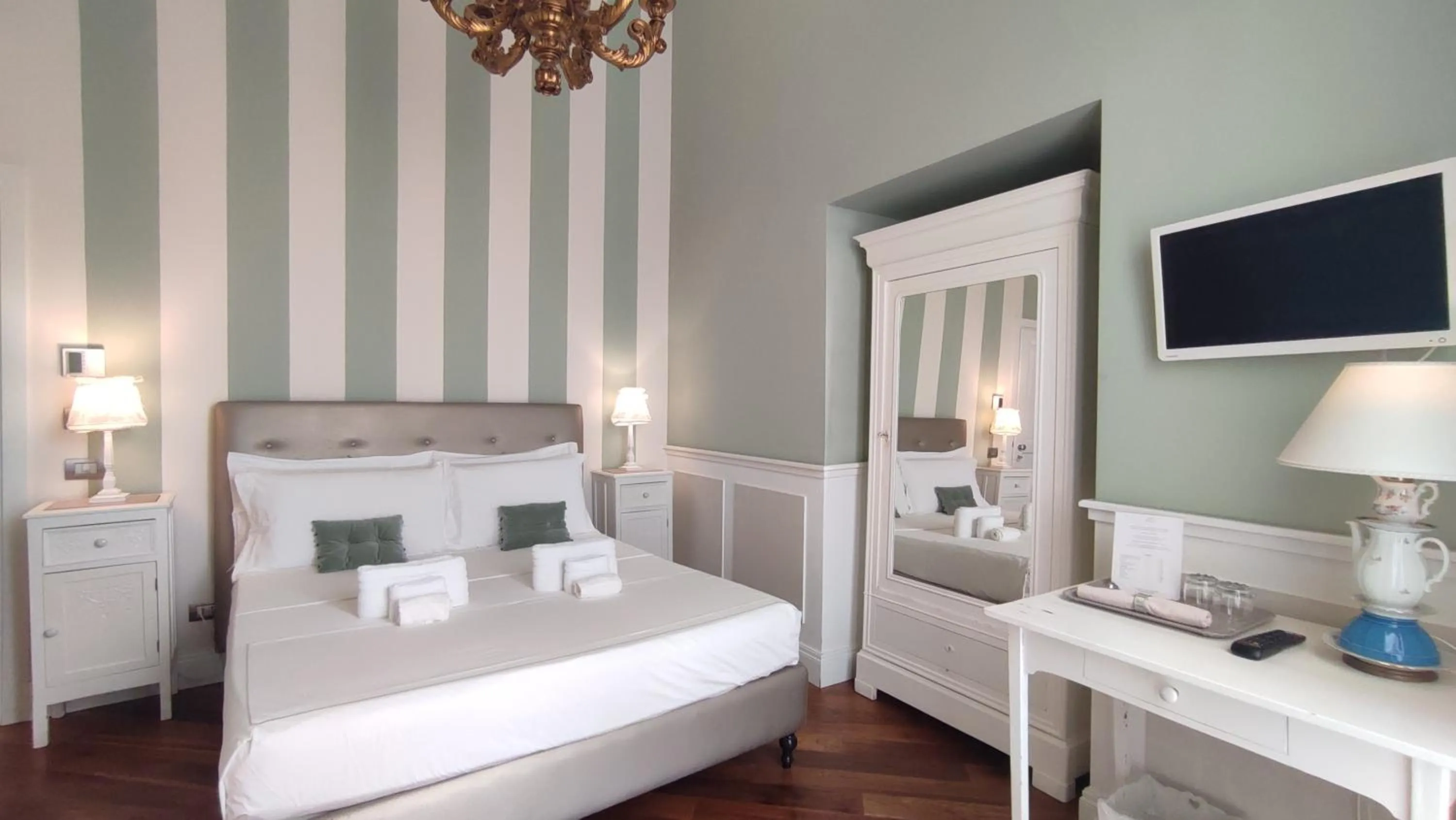 Bed in Dimora Bellini - Residenza d'Epoca