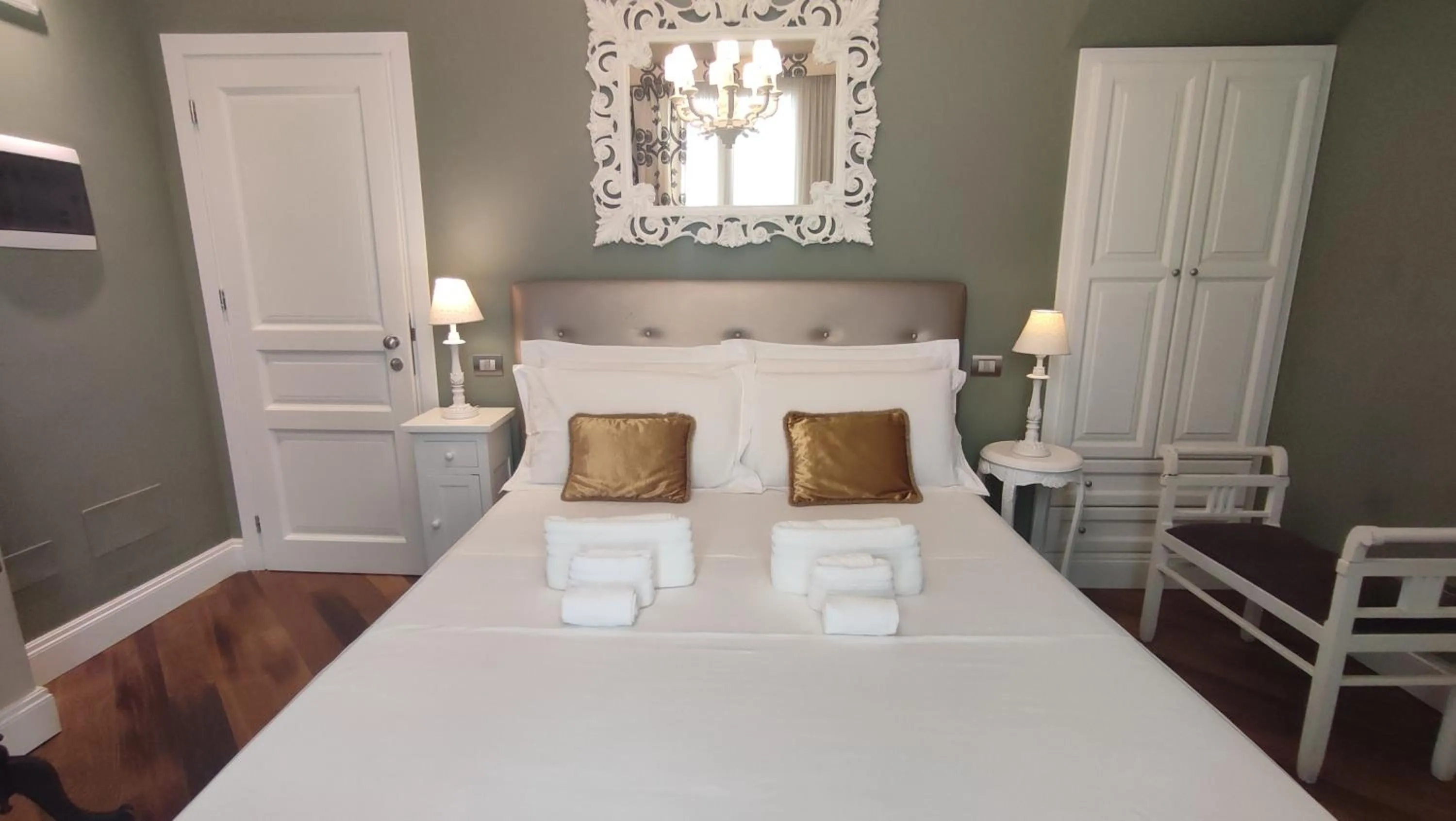 Bed in Dimora Bellini - Residenza d'Epoca