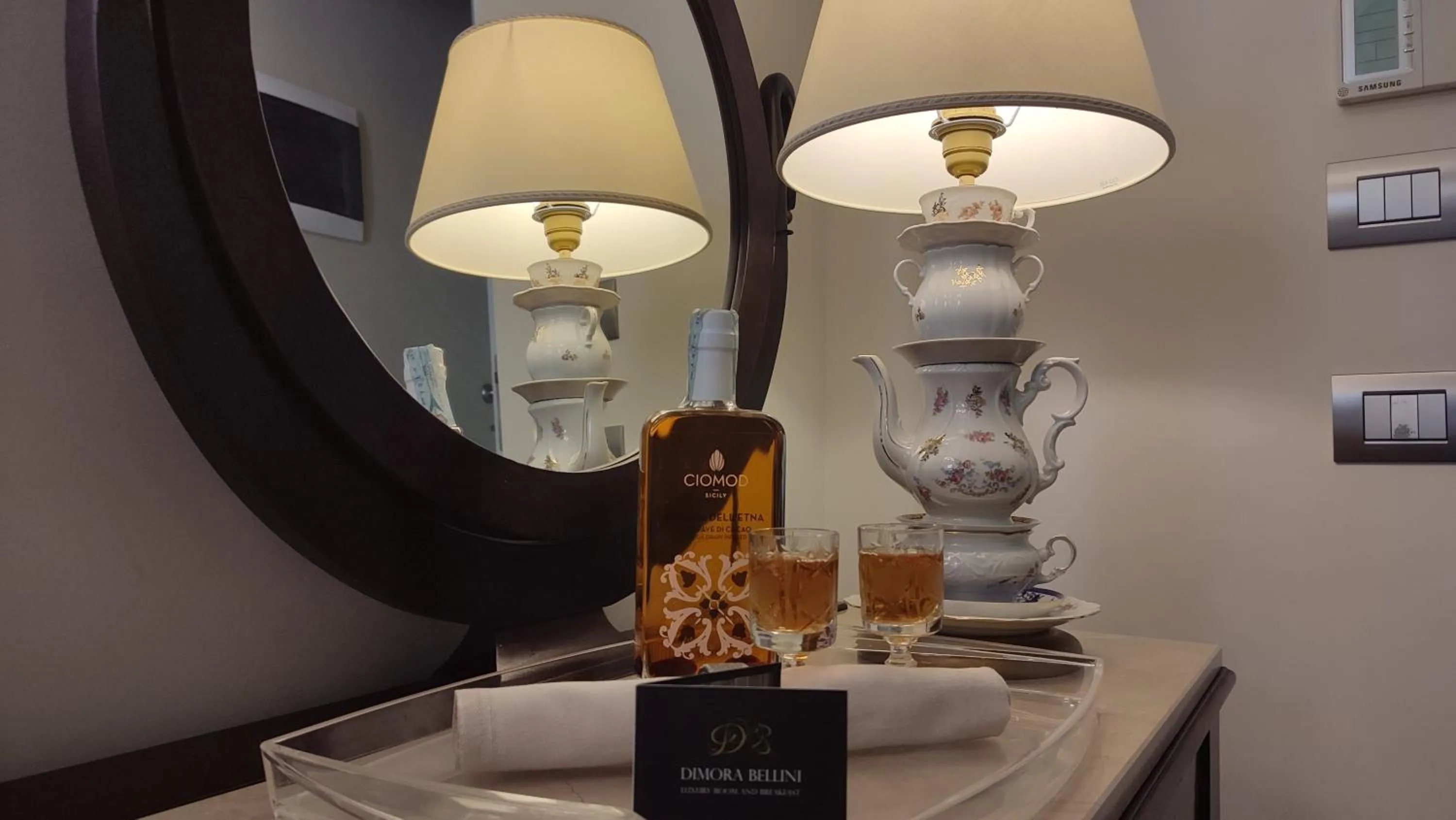 Decorative detail in Dimora Bellini - Residenza d'Epoca