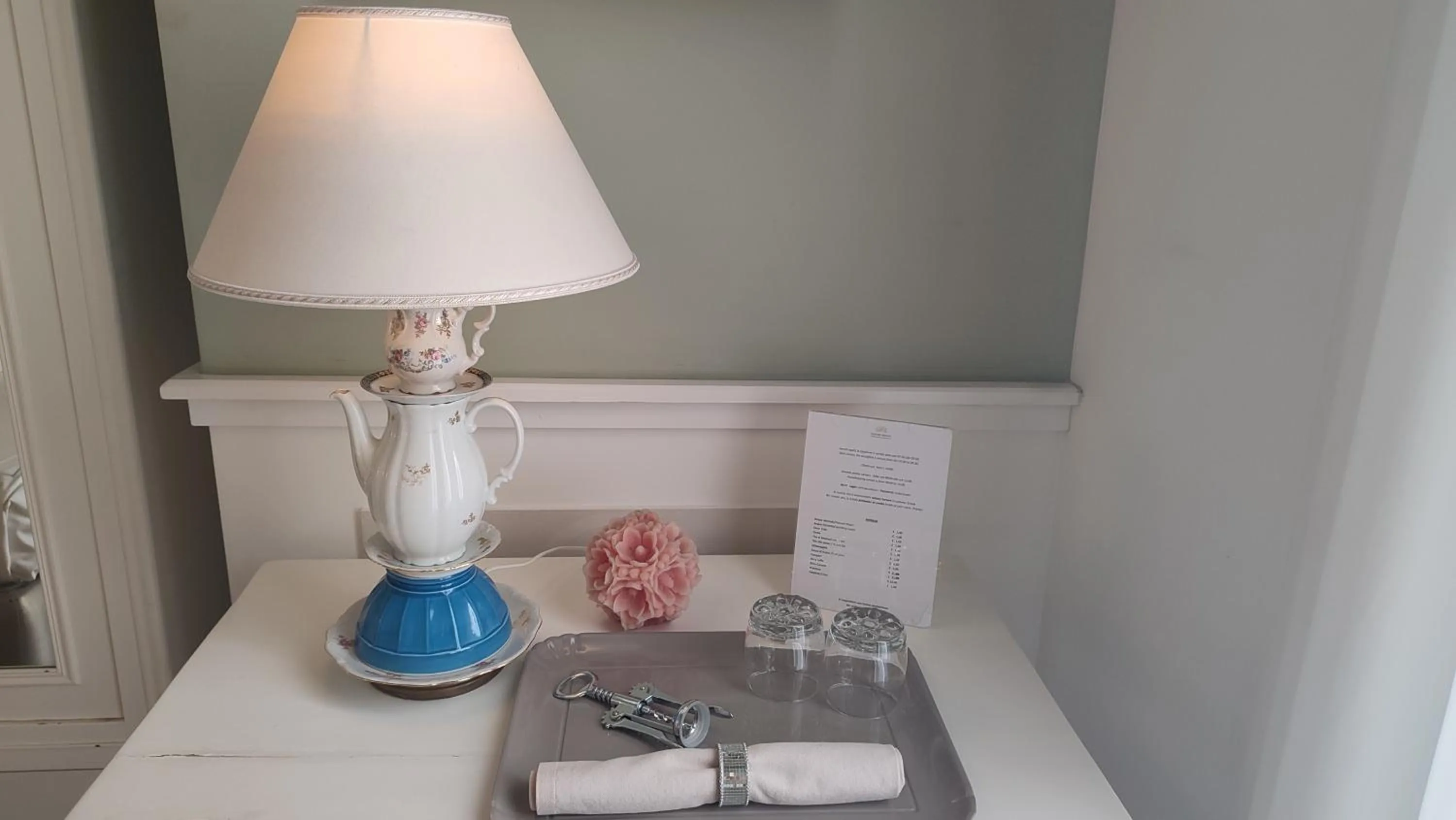 Decorative detail in Dimora Bellini - Residenza d'Epoca