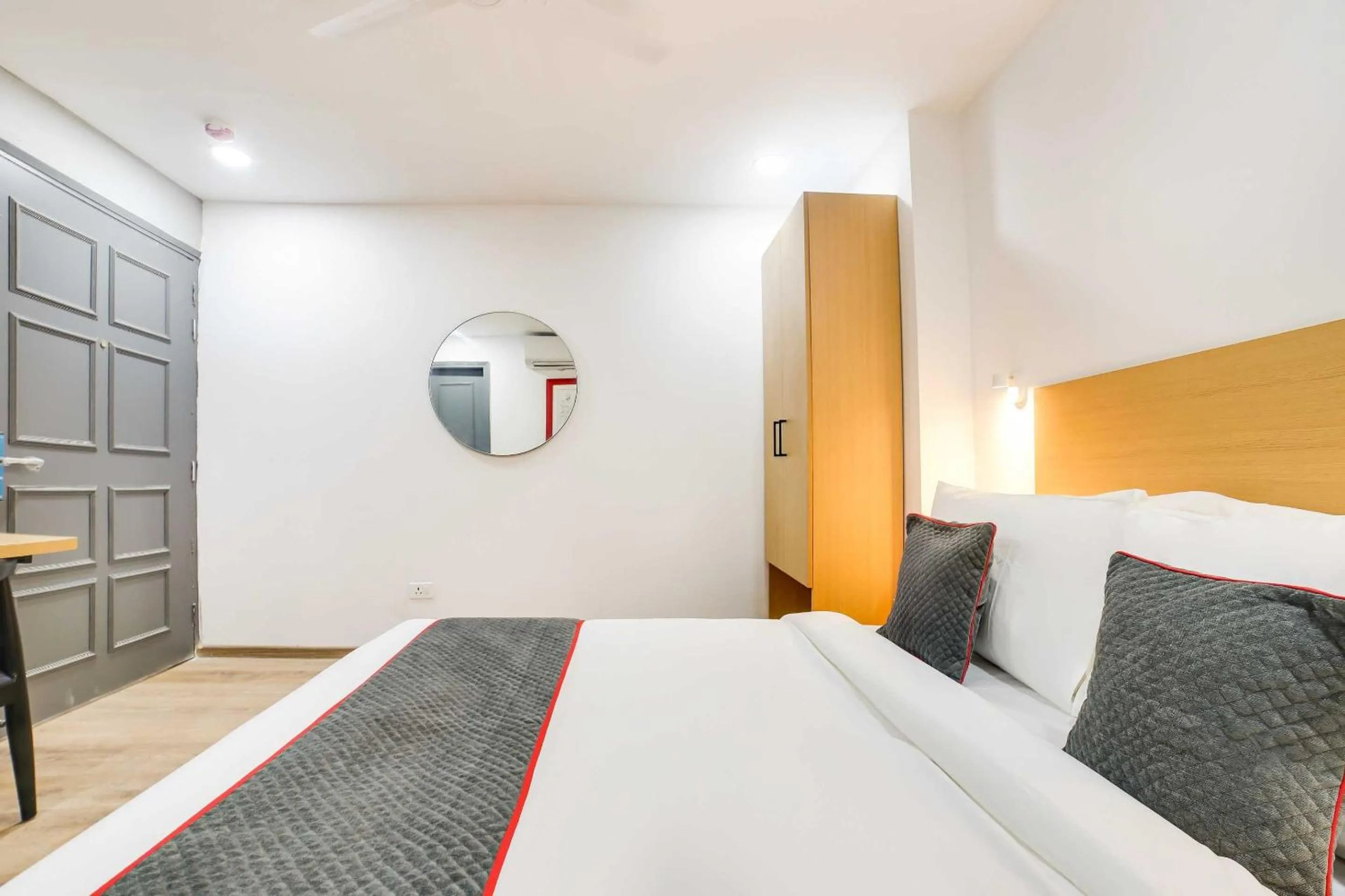 Bedroom, Bed in Collection O GGS Indraprastha University