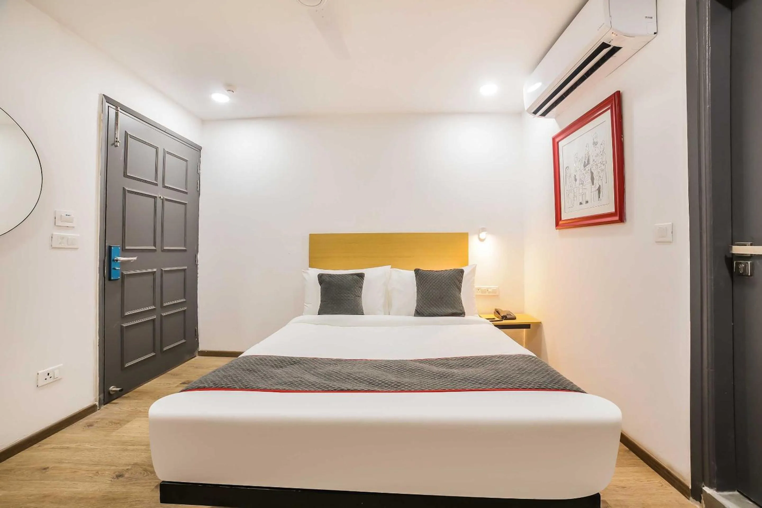 Bedroom, Bed in Collection O GGS Indraprastha University