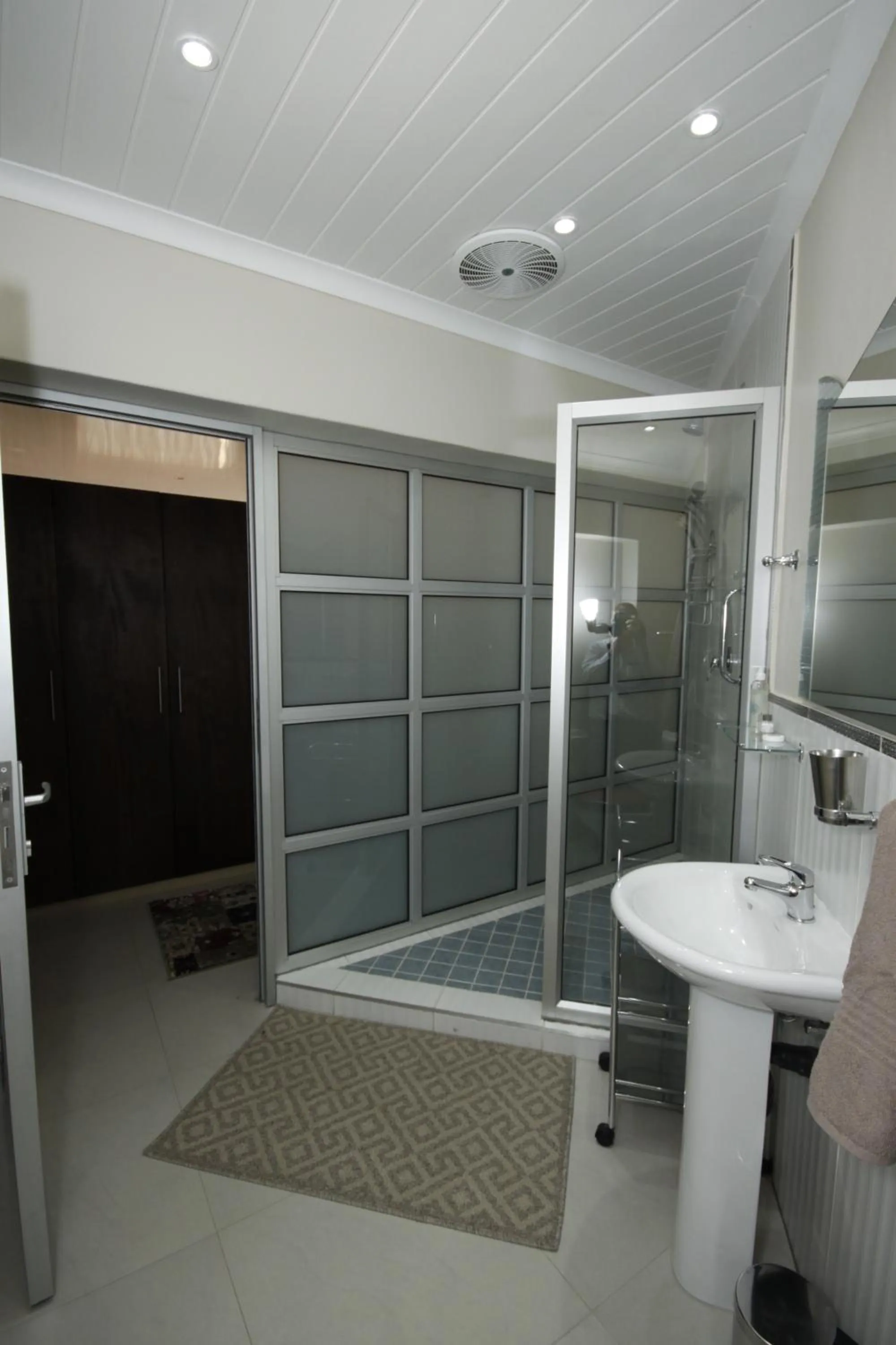 Bathroom in Dormio Manor Guest Lodge