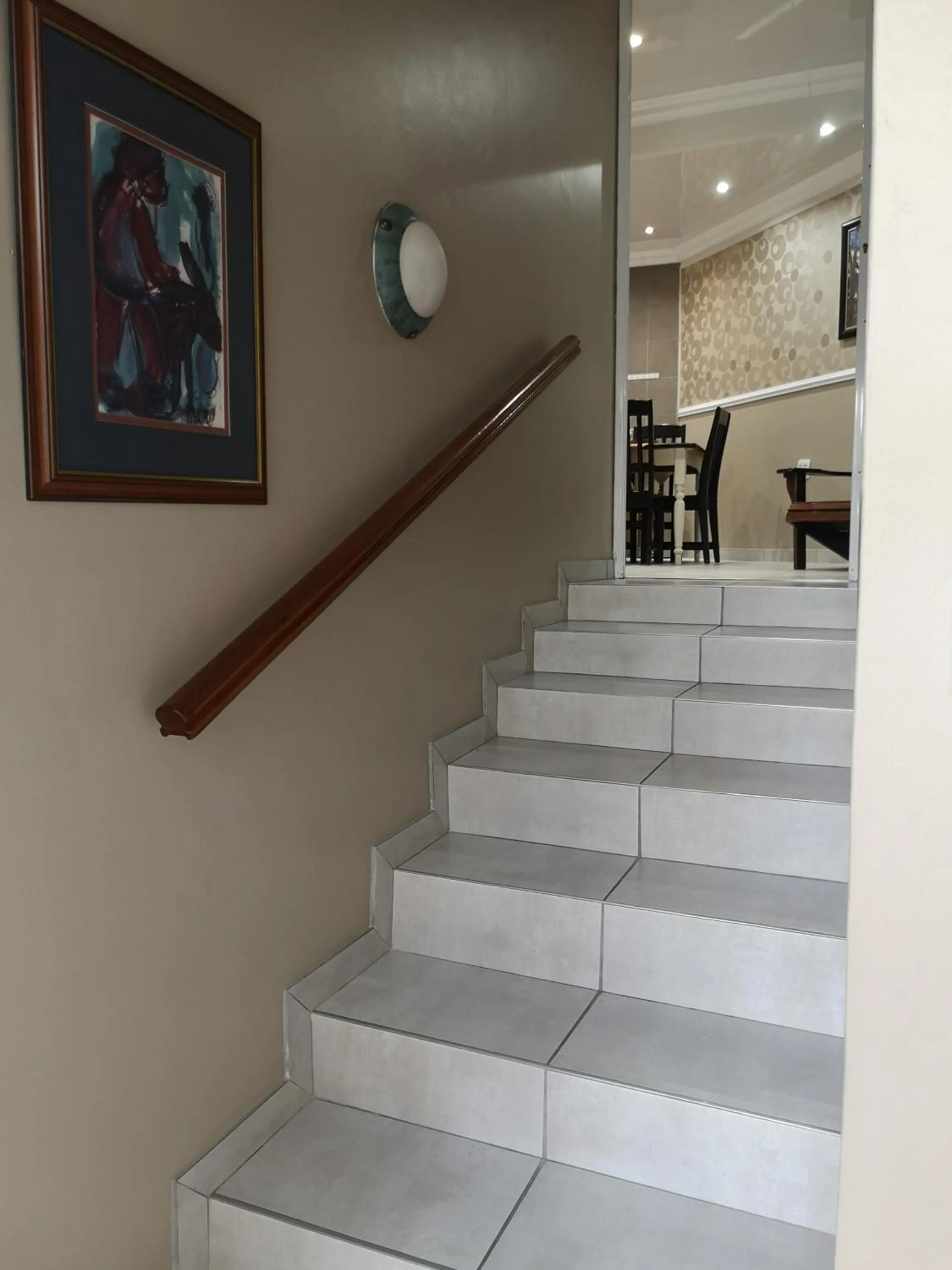 Dormio Manor Guest Lodge