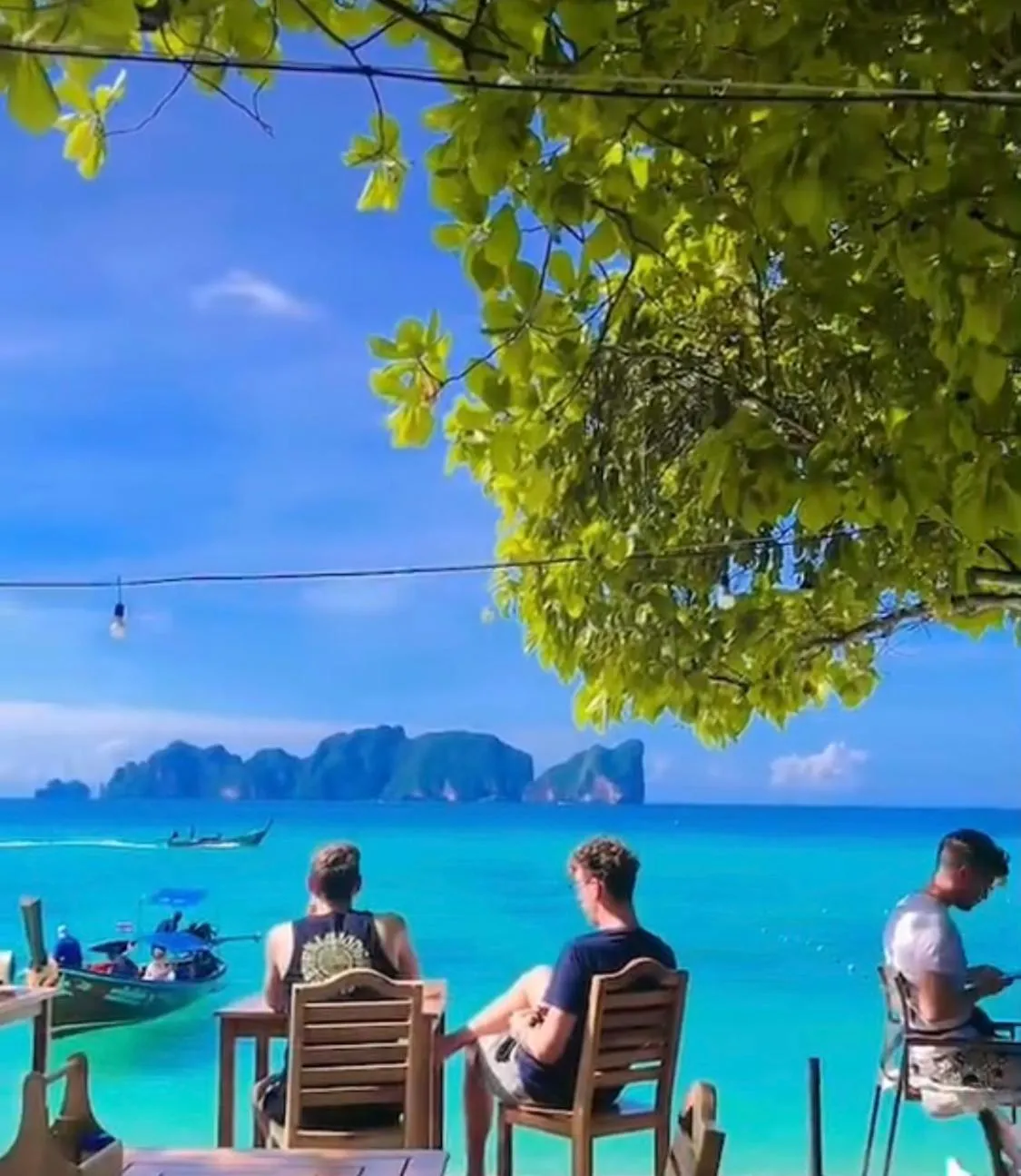 Restaurant/places to eat in Paradise Resort Phi Phi
