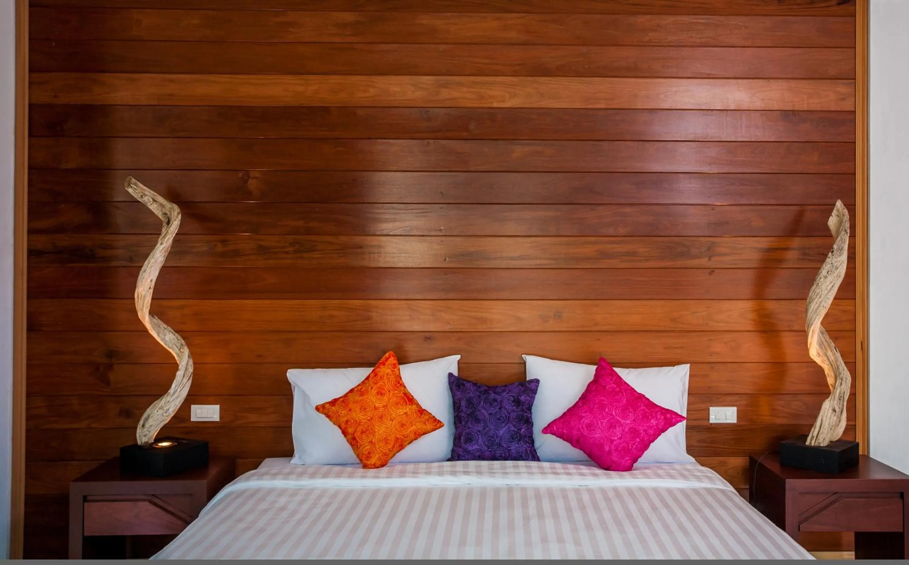 Bed in Paradise Resort Phi Phi