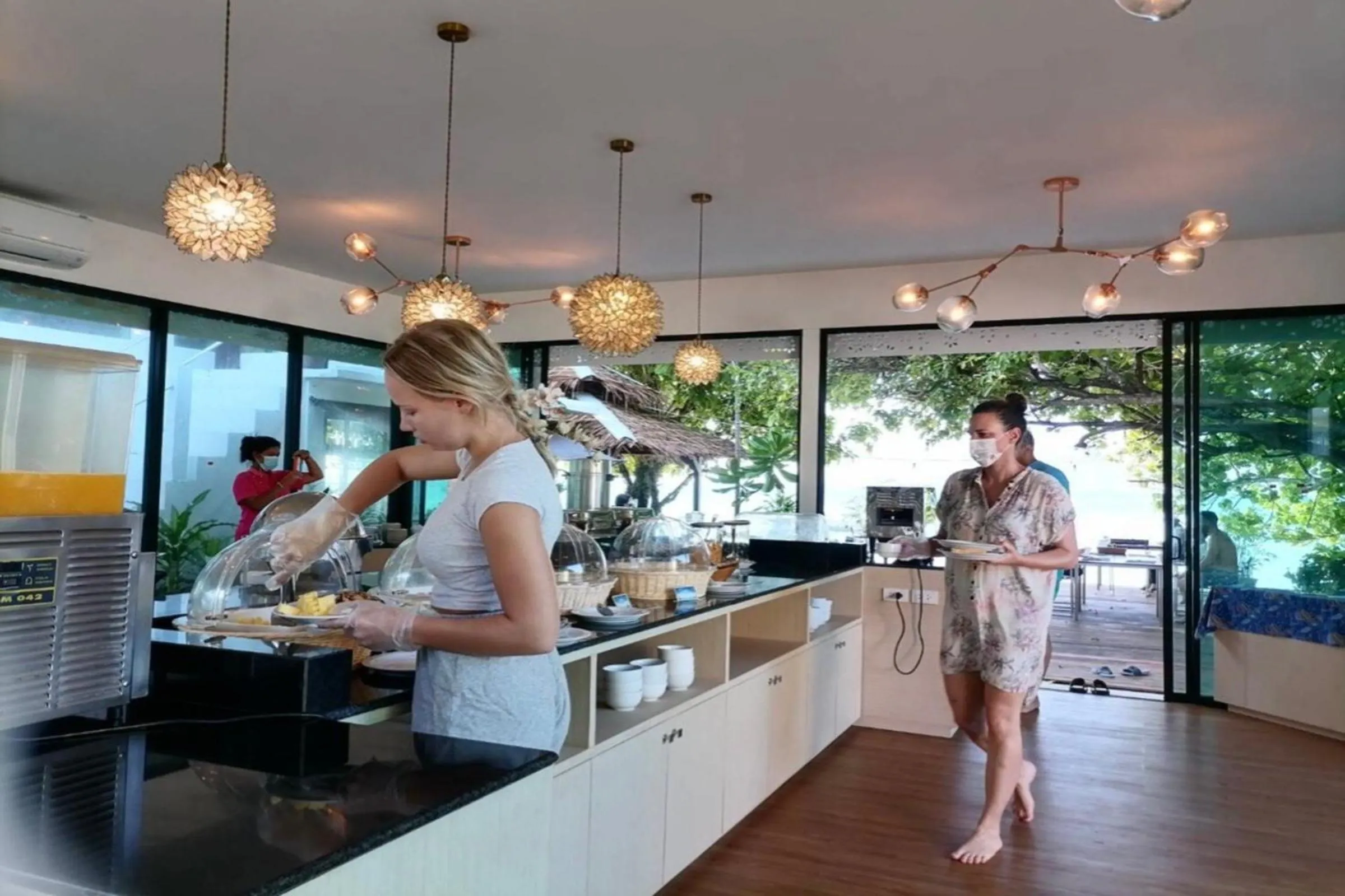 Restaurant/places to eat in Paradise Resort Phi Phi