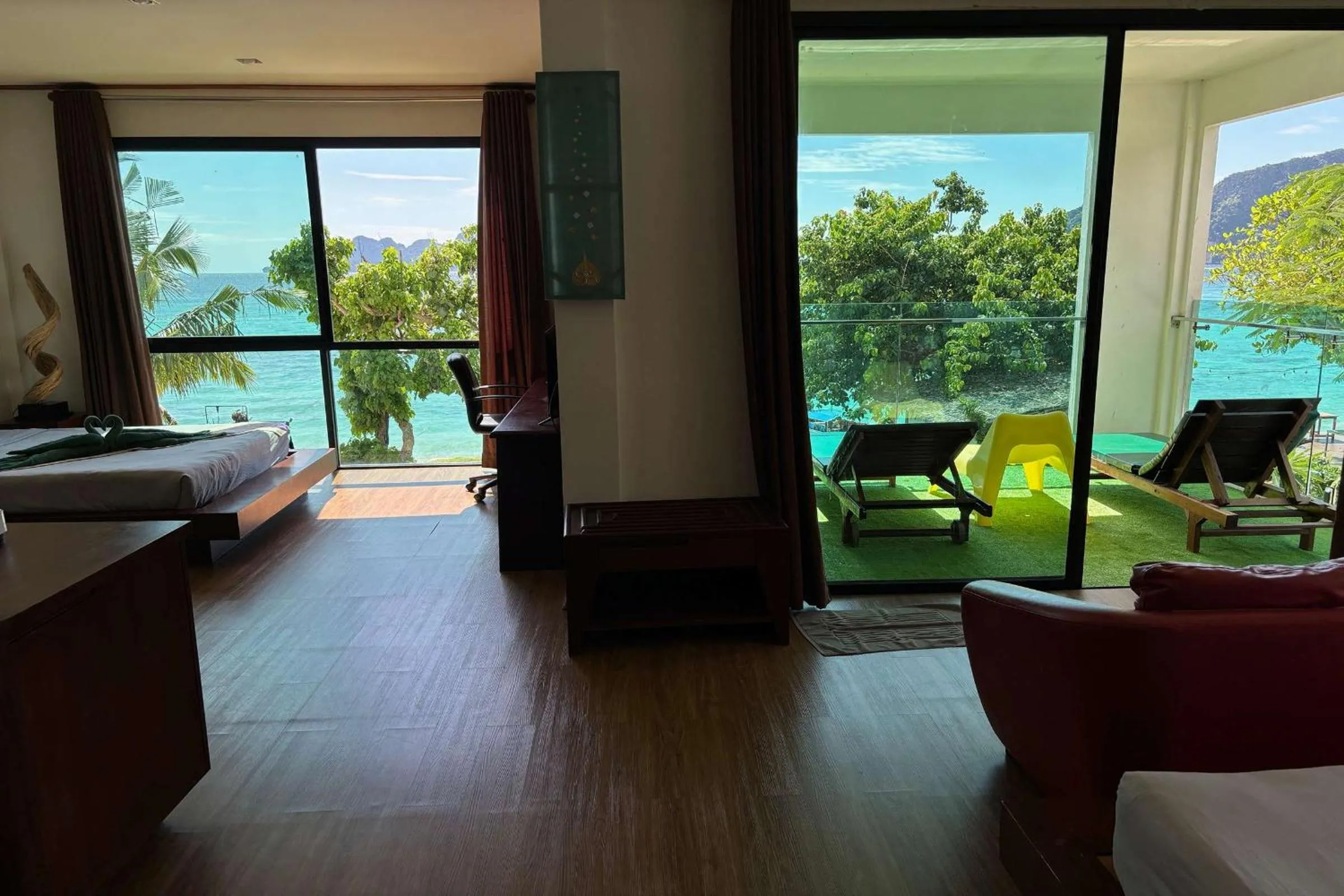 Bed in Paradise Resort Phi Phi