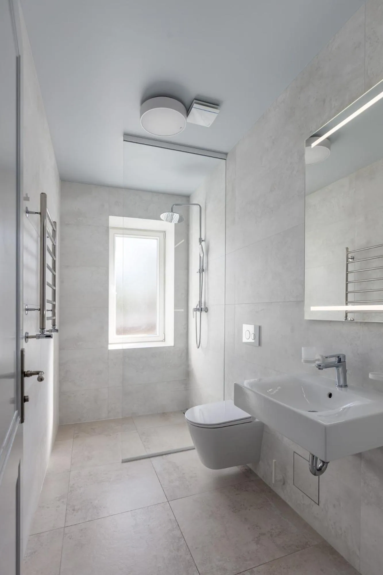 Bathroom in Roze Park Rooms