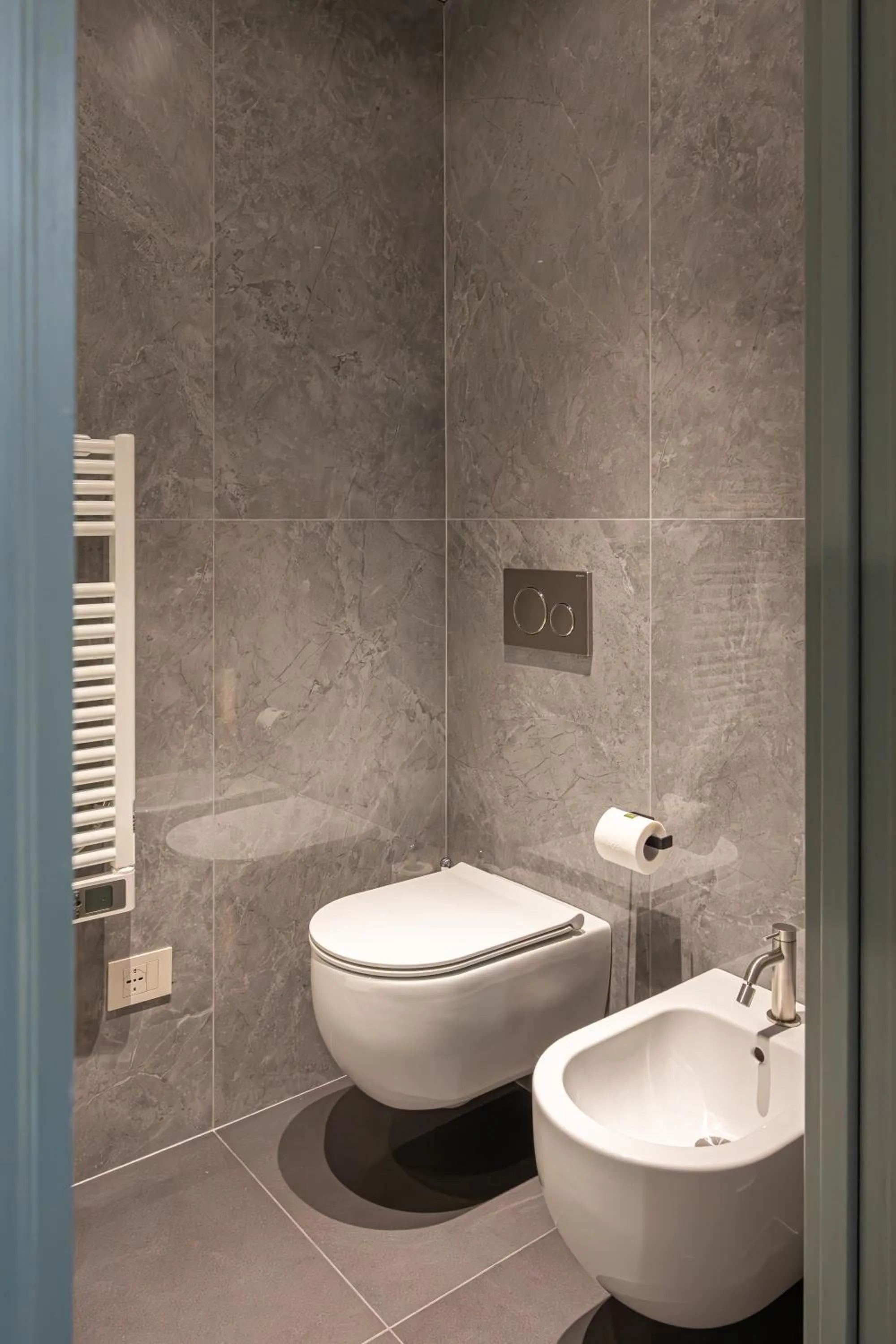 Toilet in Maggio Living