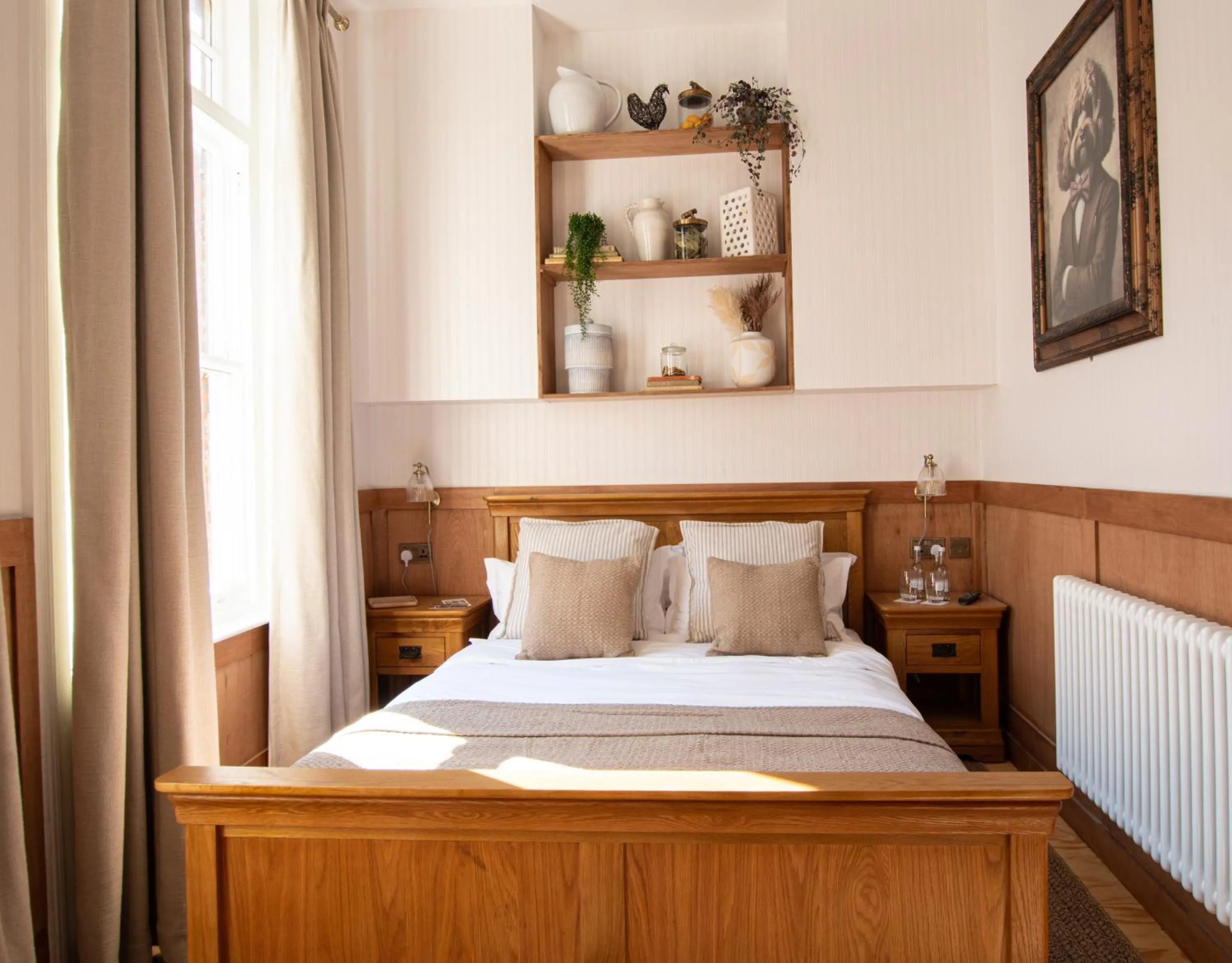 Bedroom, Bed in The Old Farmhouse Pub and Rooms