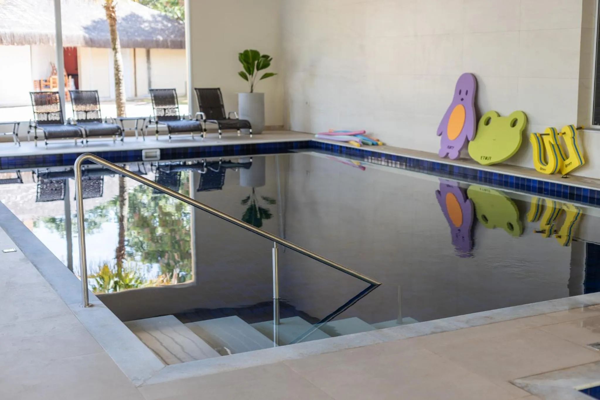 Swimming pool in Vinhedo Plaza Hotel