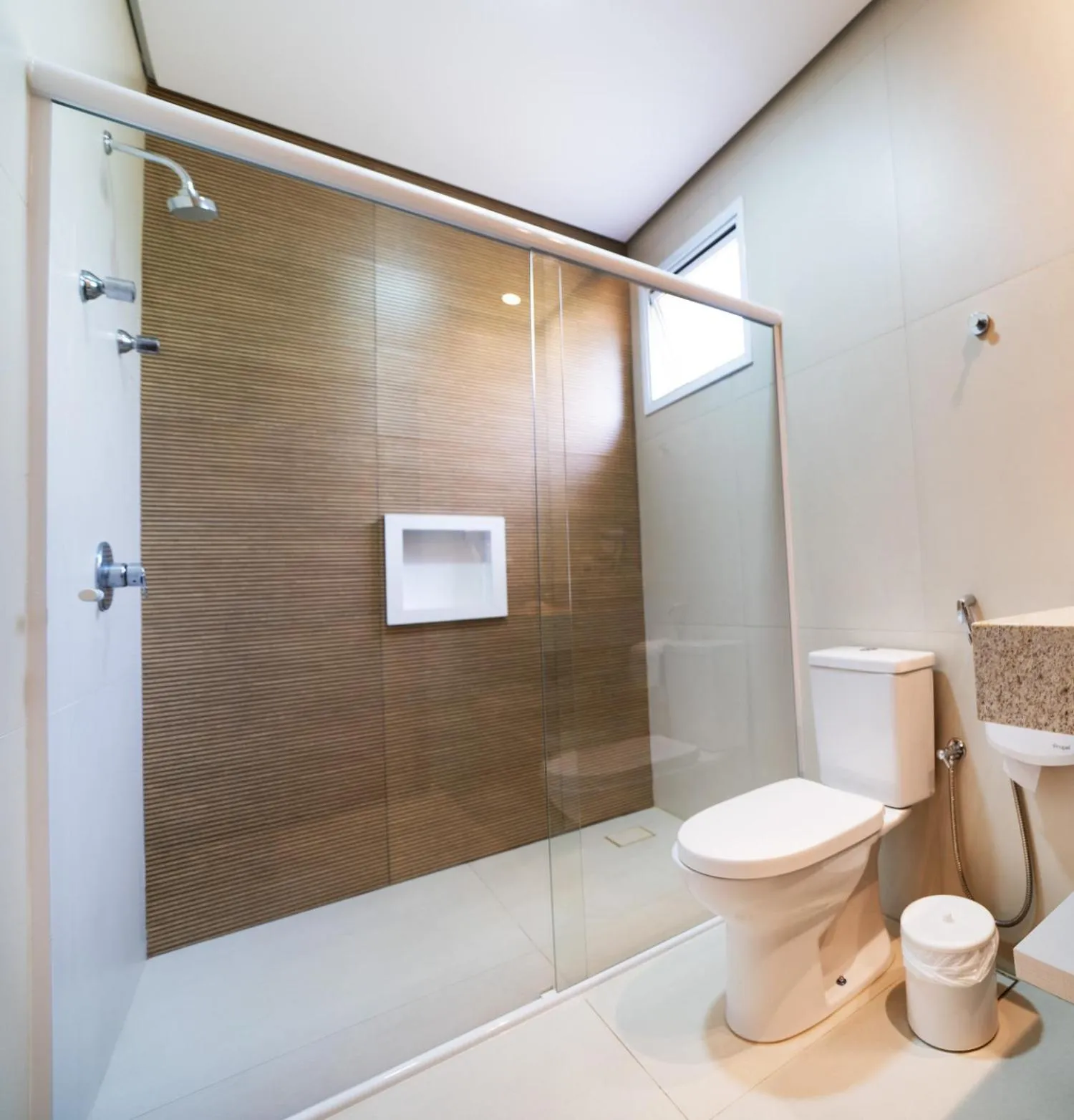 Bathroom in Vinhedo Plaza Hotel