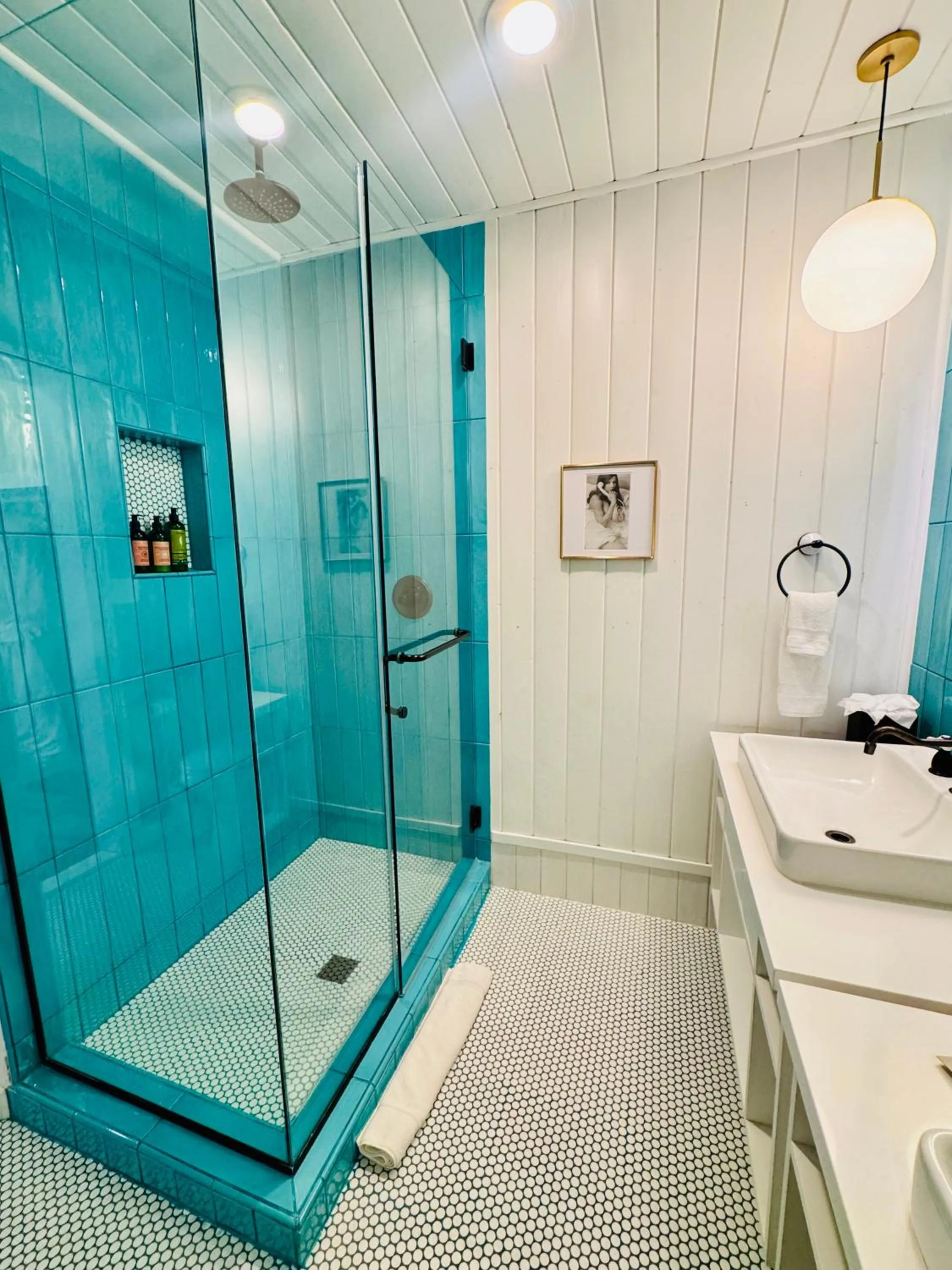 Bathroom in Dive Palm Springs