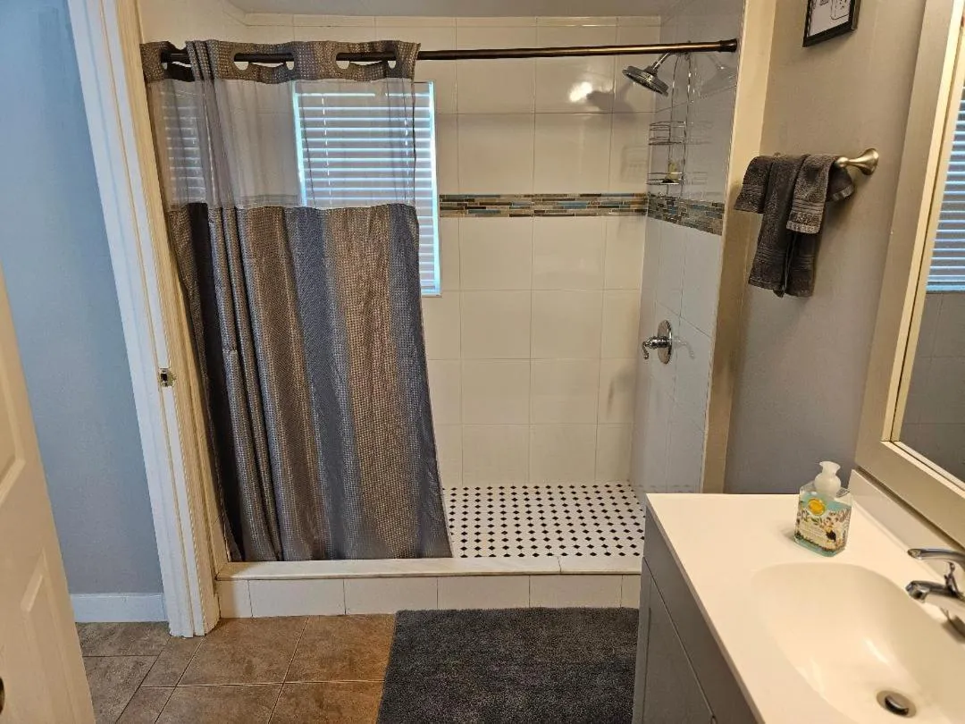 Liberty hill Executive Inn