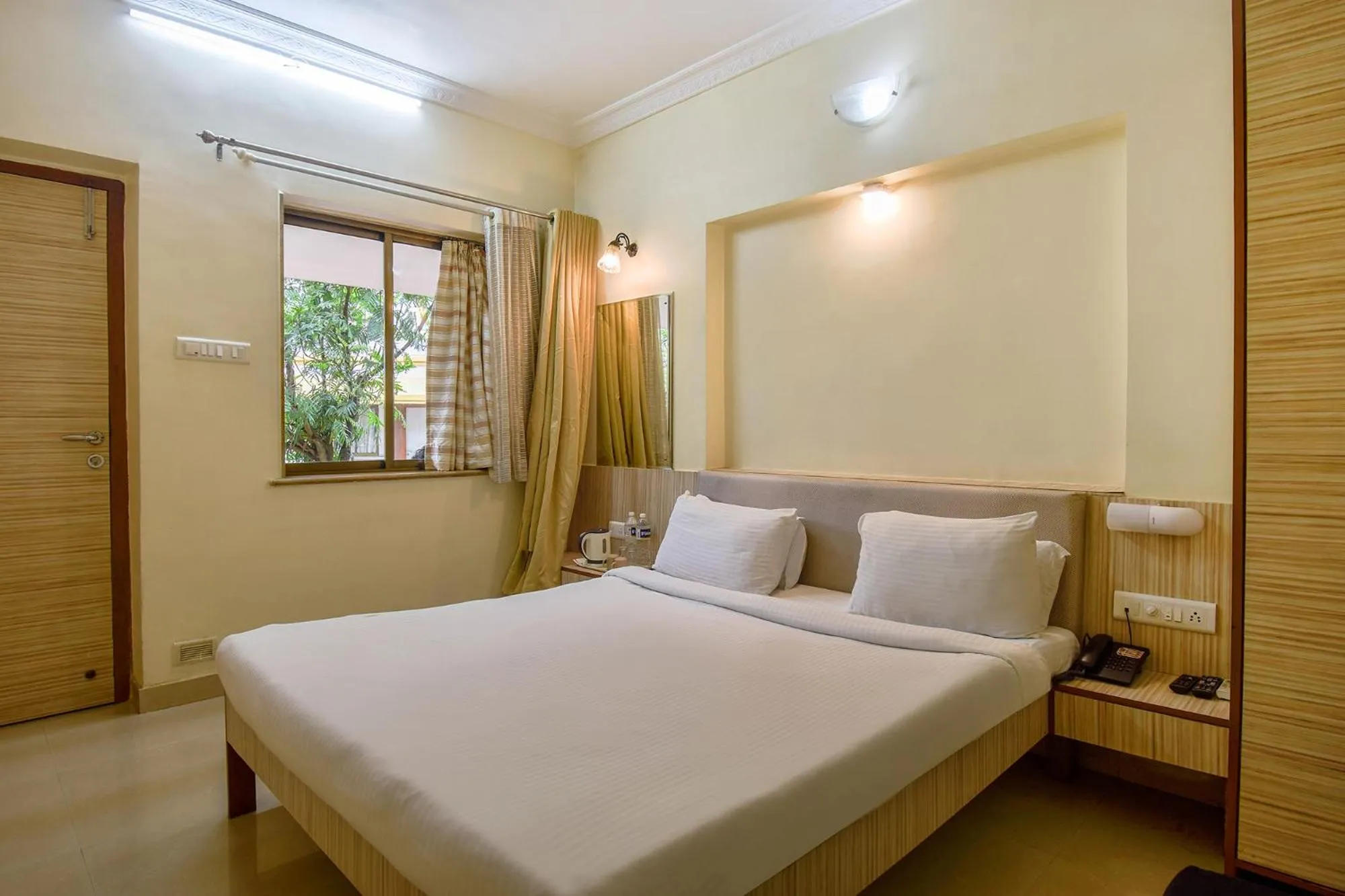 Bedroom, Bed in Sereniity Resort Lonavala