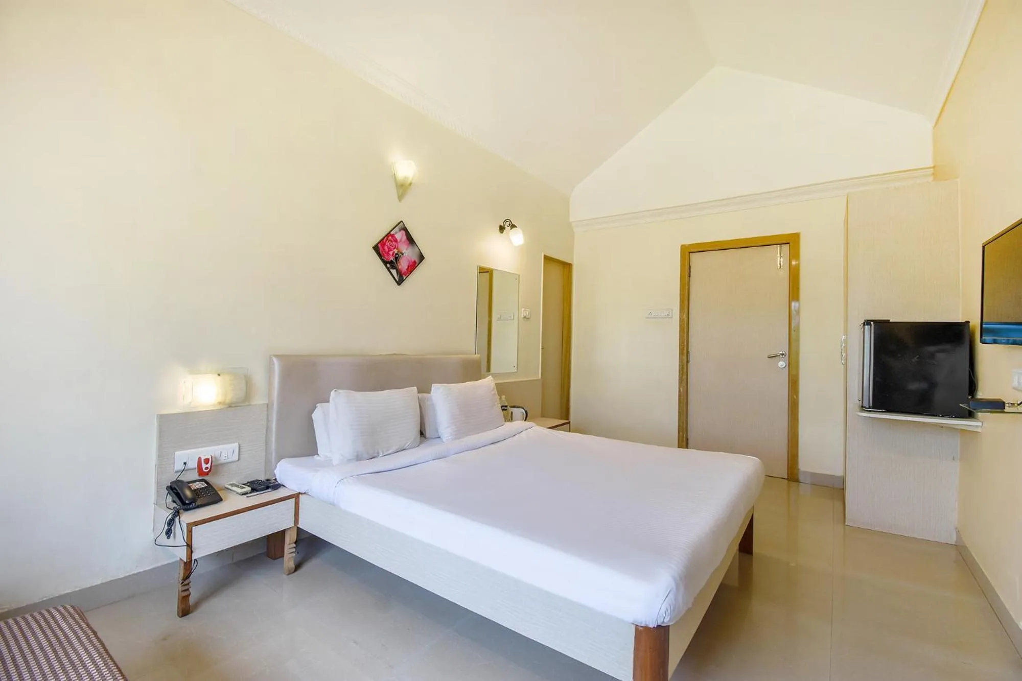 Bed in Sereniity Resort Lonavala