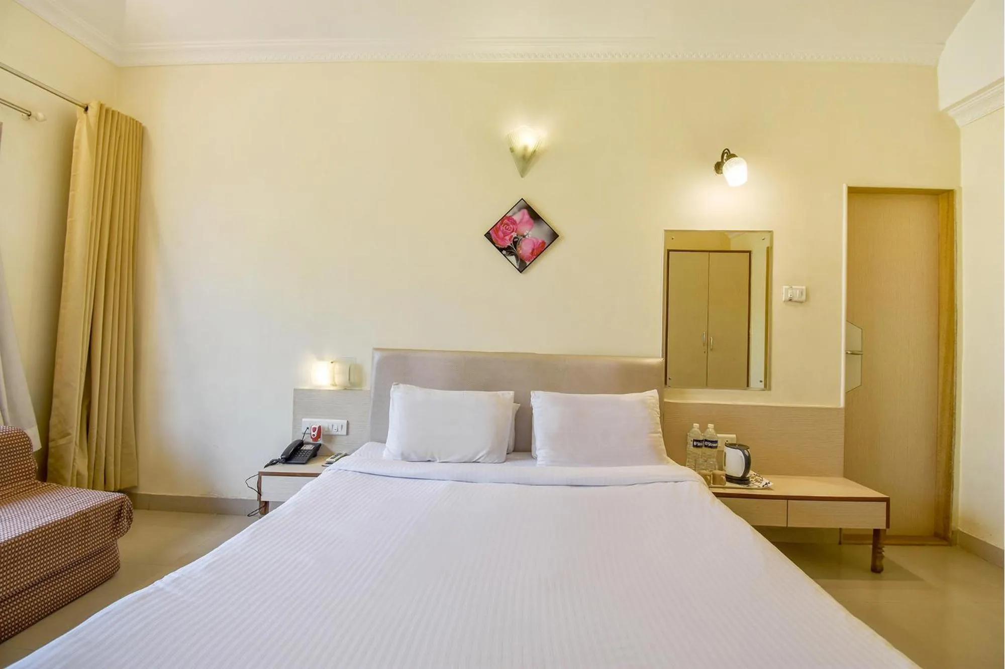 Bedroom, Bed in Sereniity Resort Lonavala