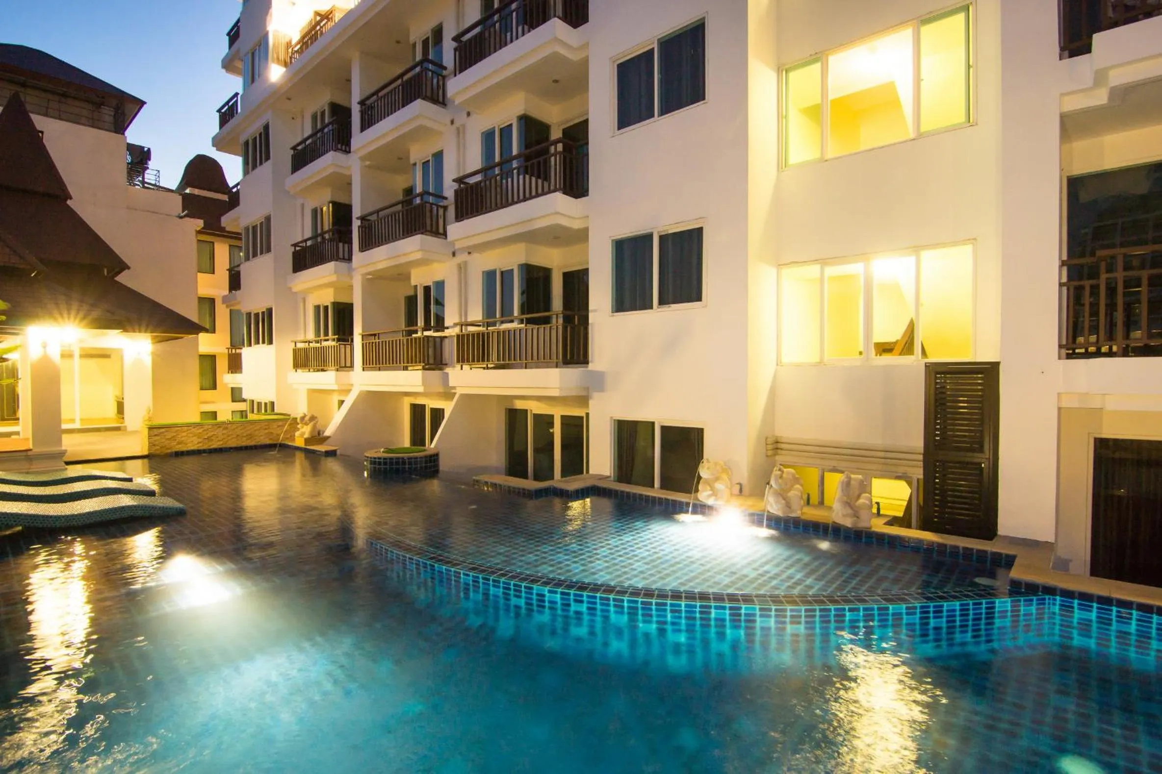 Swimming pool in Royal Heritage Pavilion, Jomtien